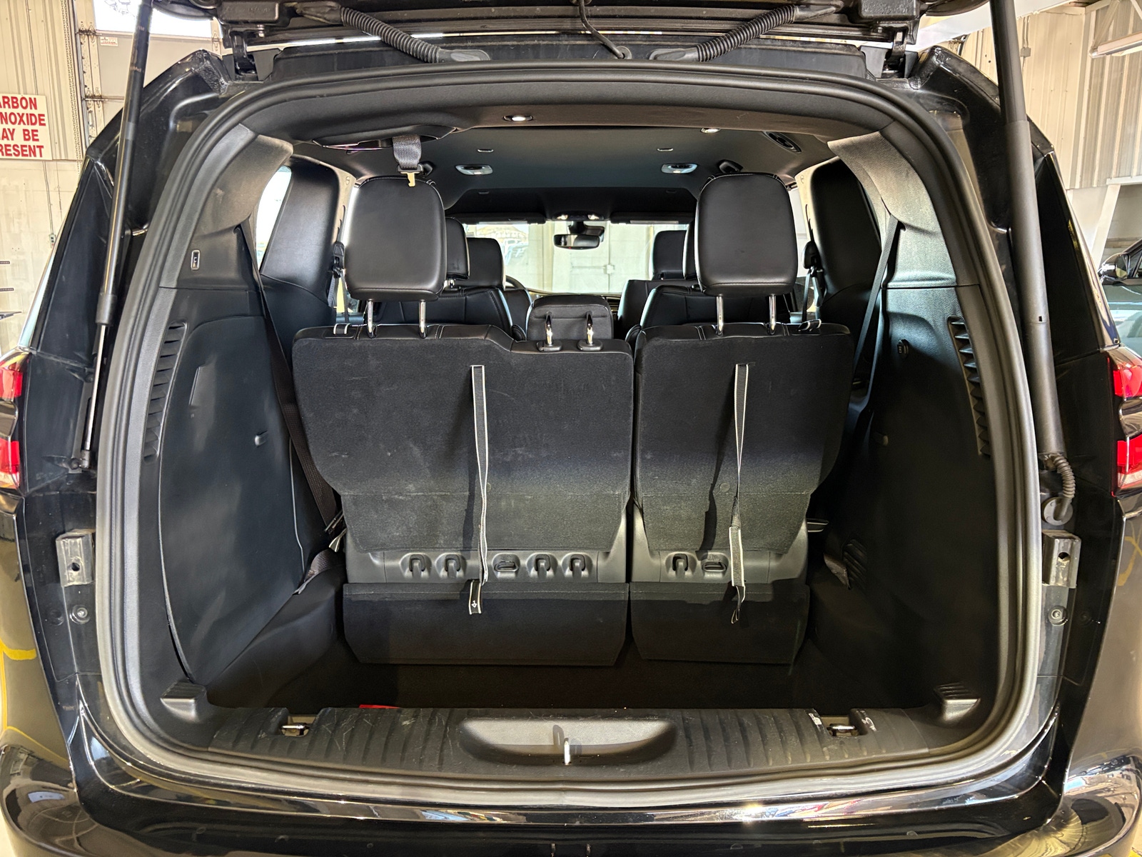 Thumbnail: 2025 Chrysler Pacifica - 6