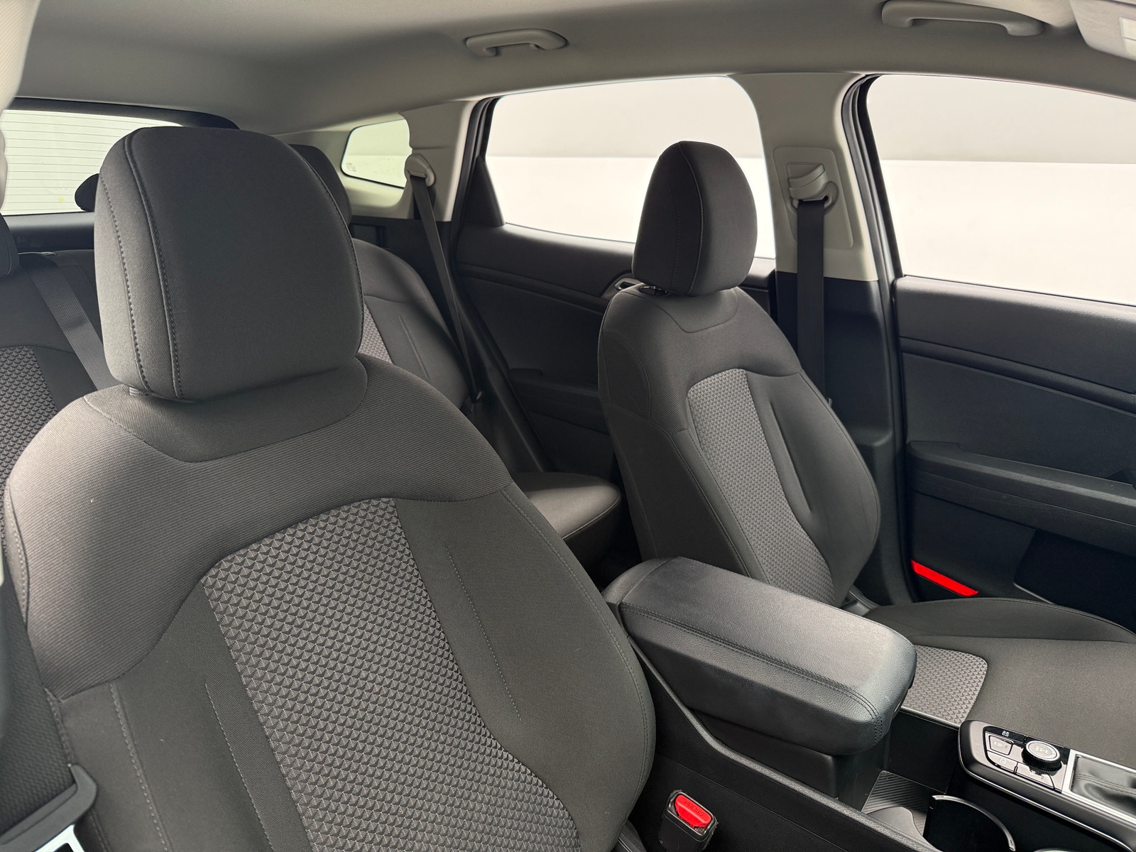 Thumbnail: 2025 Kia Sportage - 2