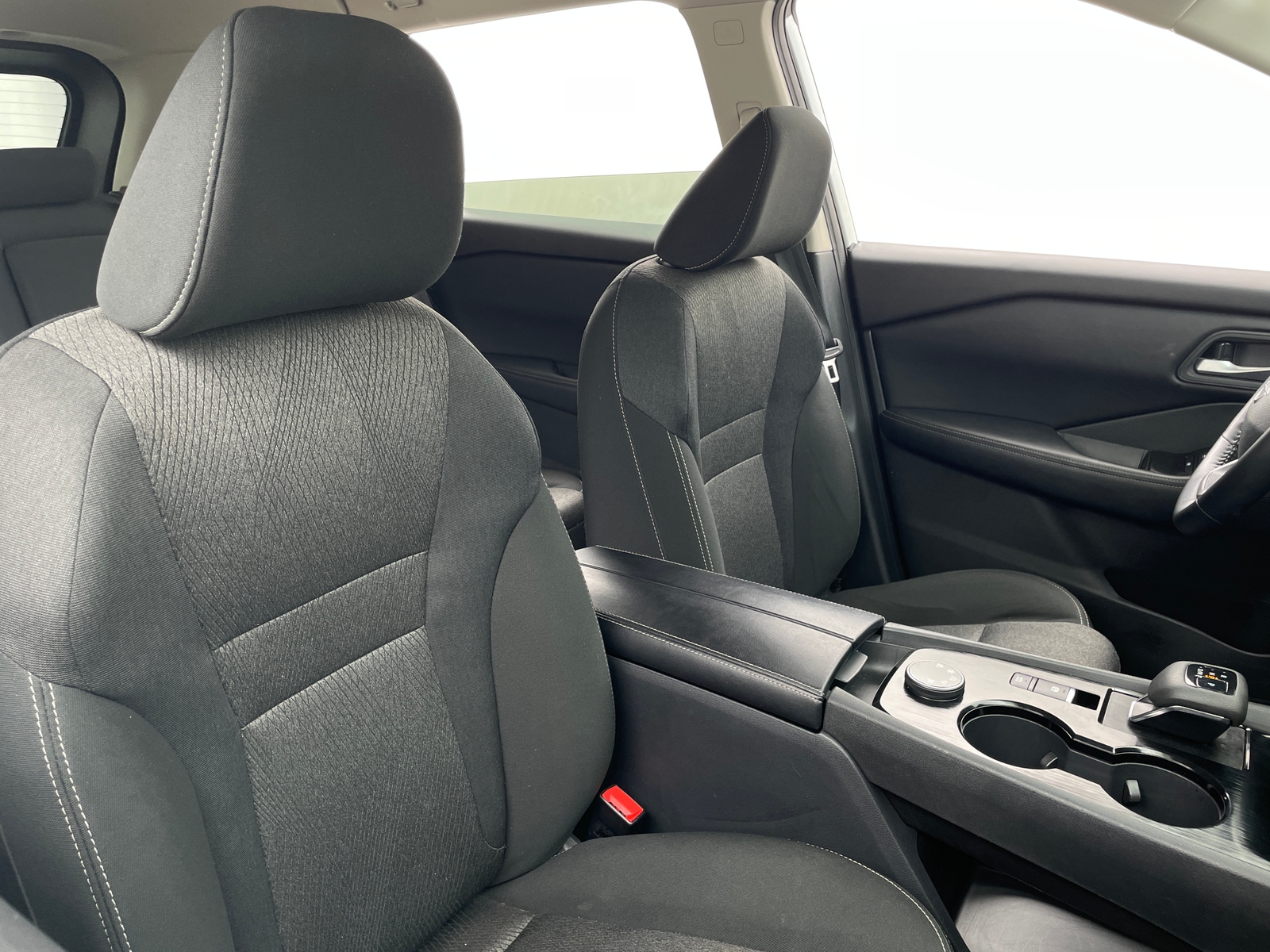 Thumbnail: 2025 Nissan Rogue - 2