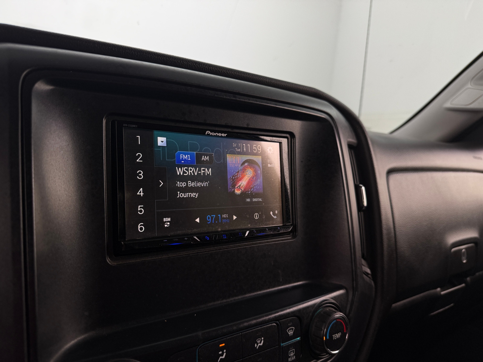 Thumbnail: 2014 Chevrolet Silverado 1500 - 4