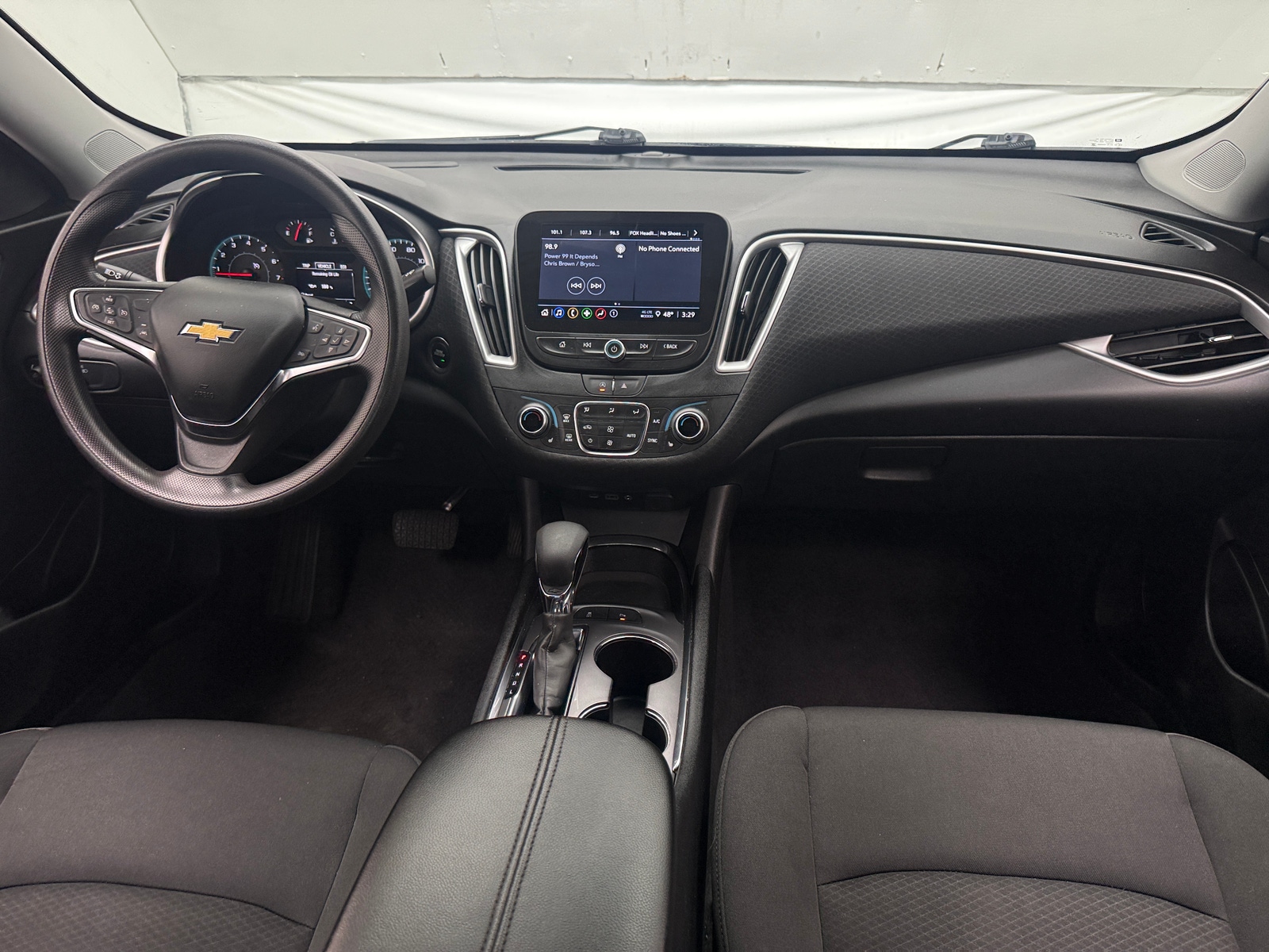 Thumbnail: 2024 Chevrolet Malibu - 3