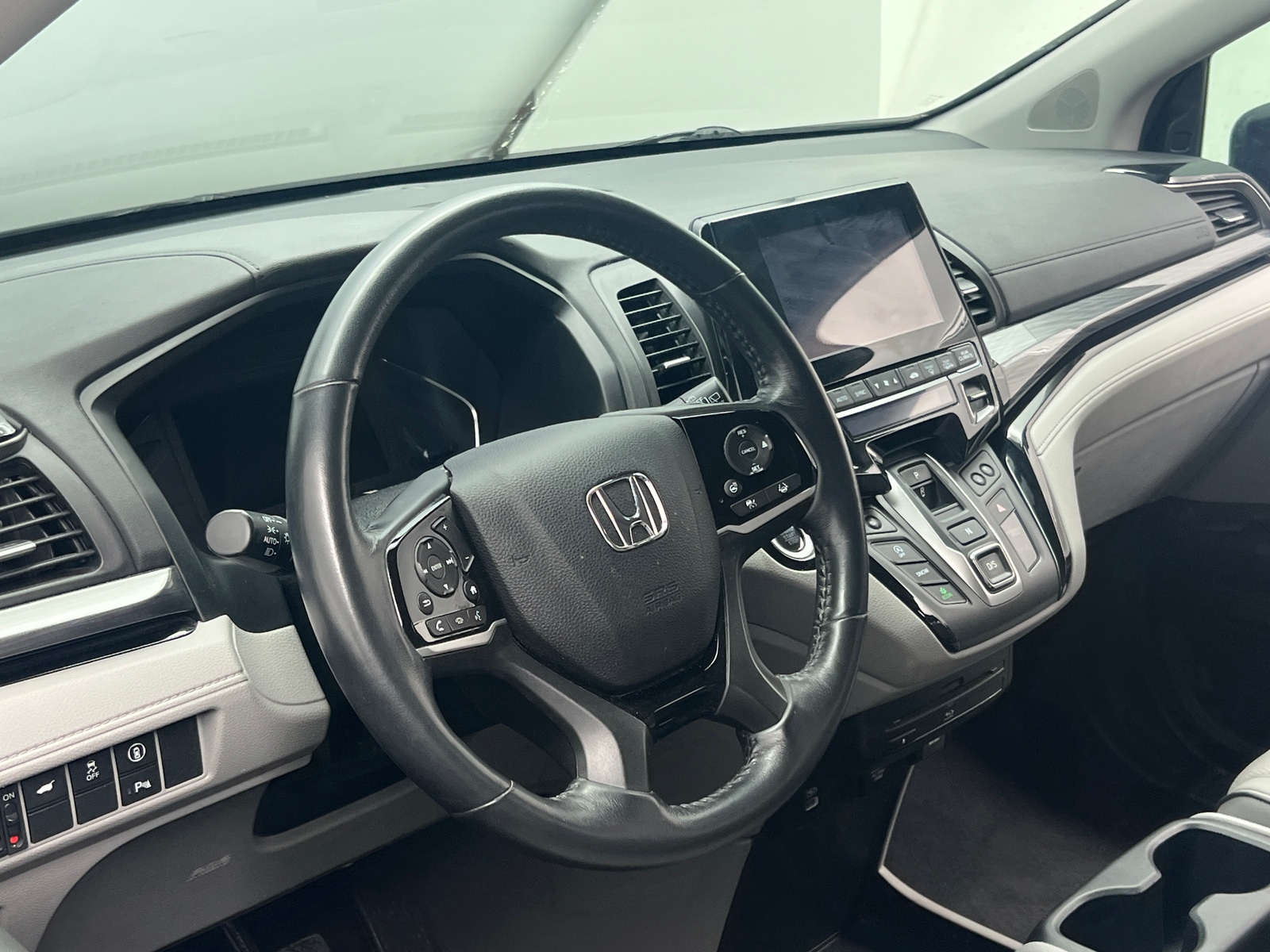 Thumbnail: 2023 Honda Odyssey - 4