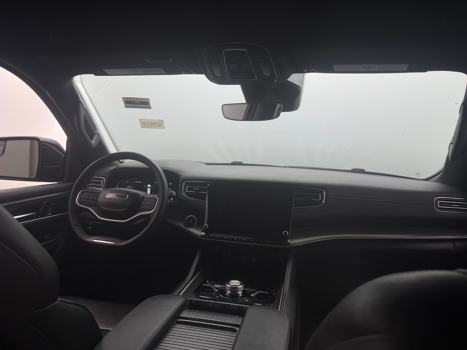 Thumbnail: 2023 Jeep Wagoneer - 2