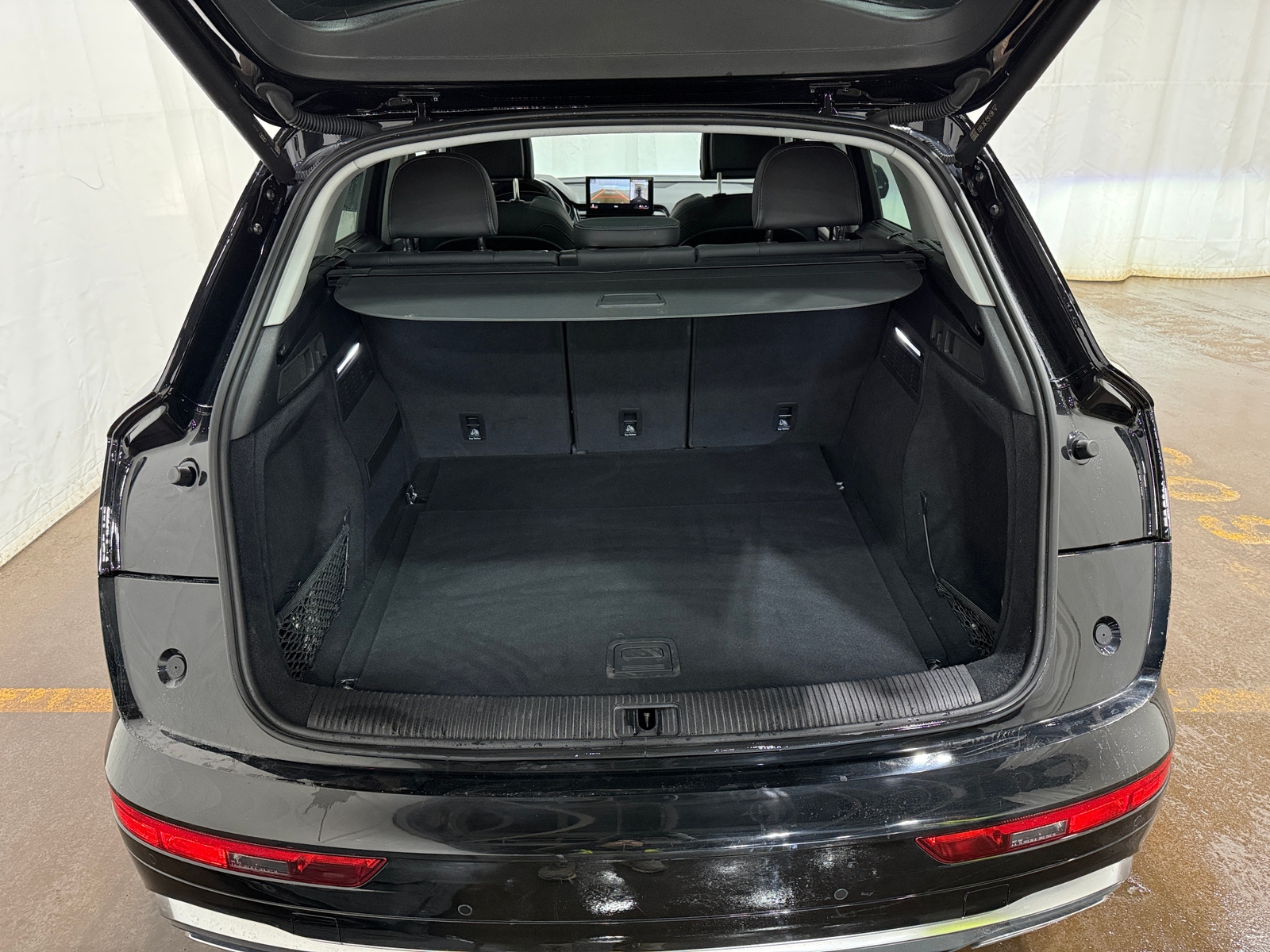 Thumbnail: 2023 Audi Q5 - 7