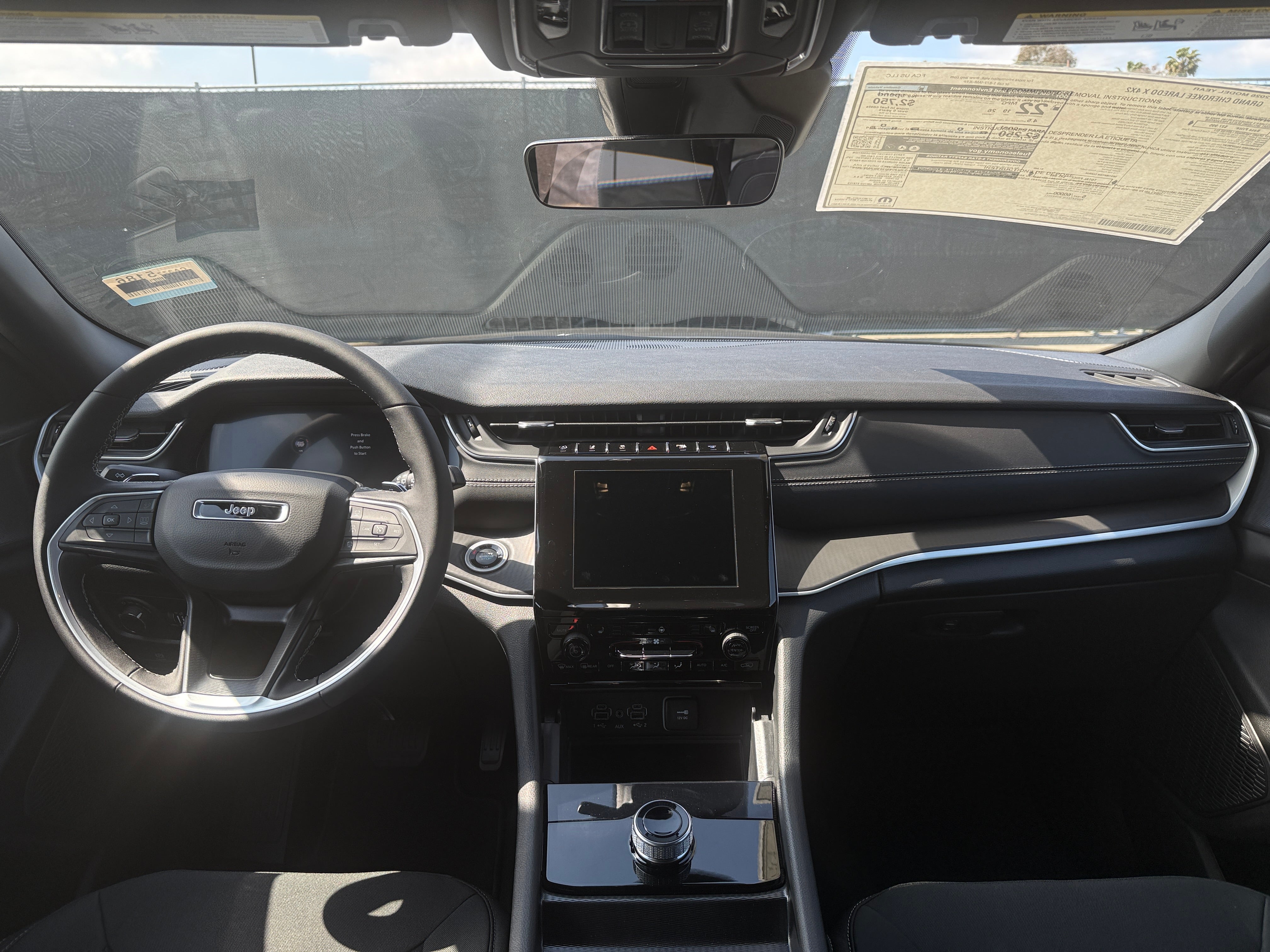 2026 Jeep Grand Cherokee Laredo - Photo 5