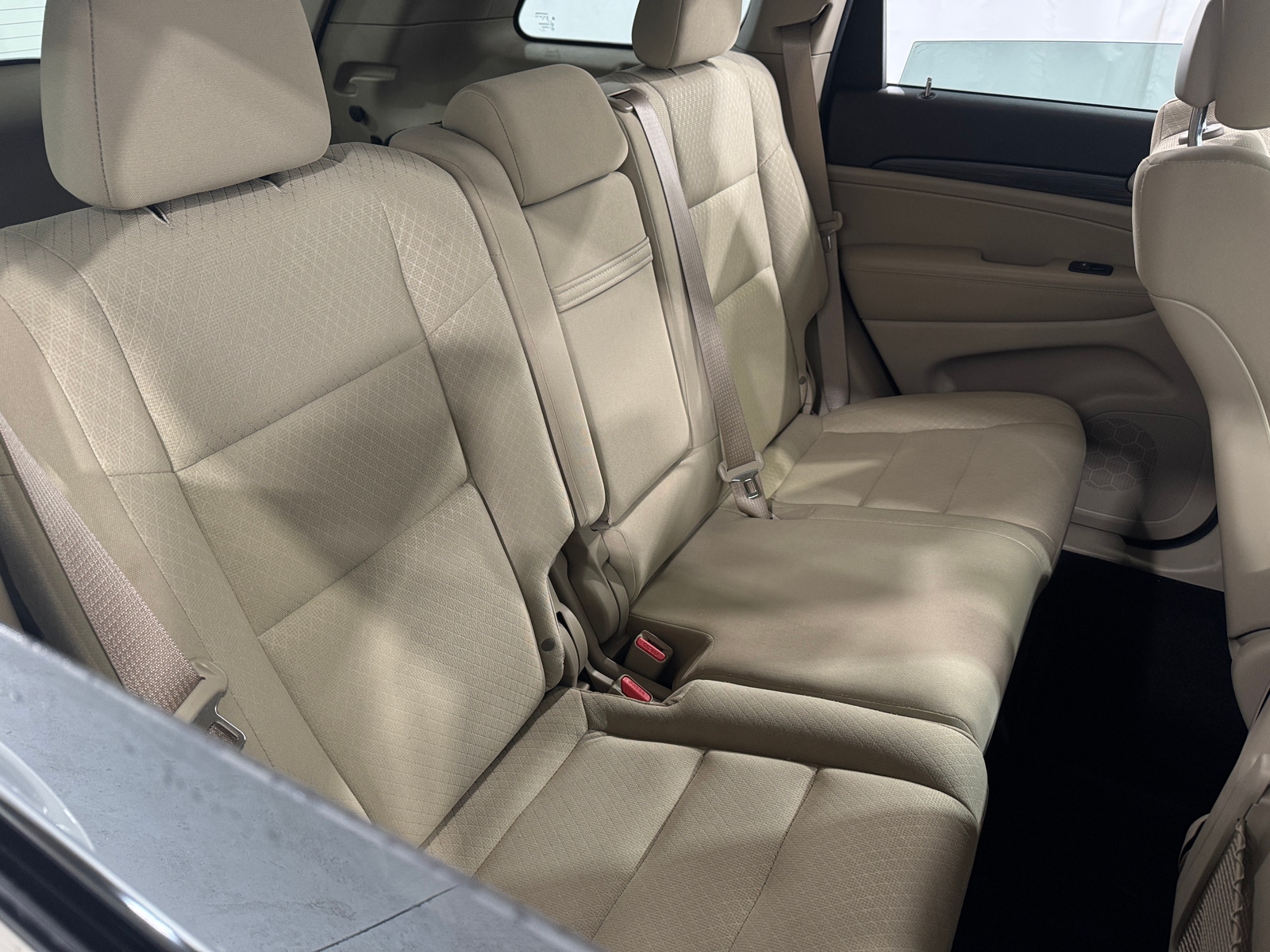 Thumbnail: 2019 Jeep Grand Cherokee - 6