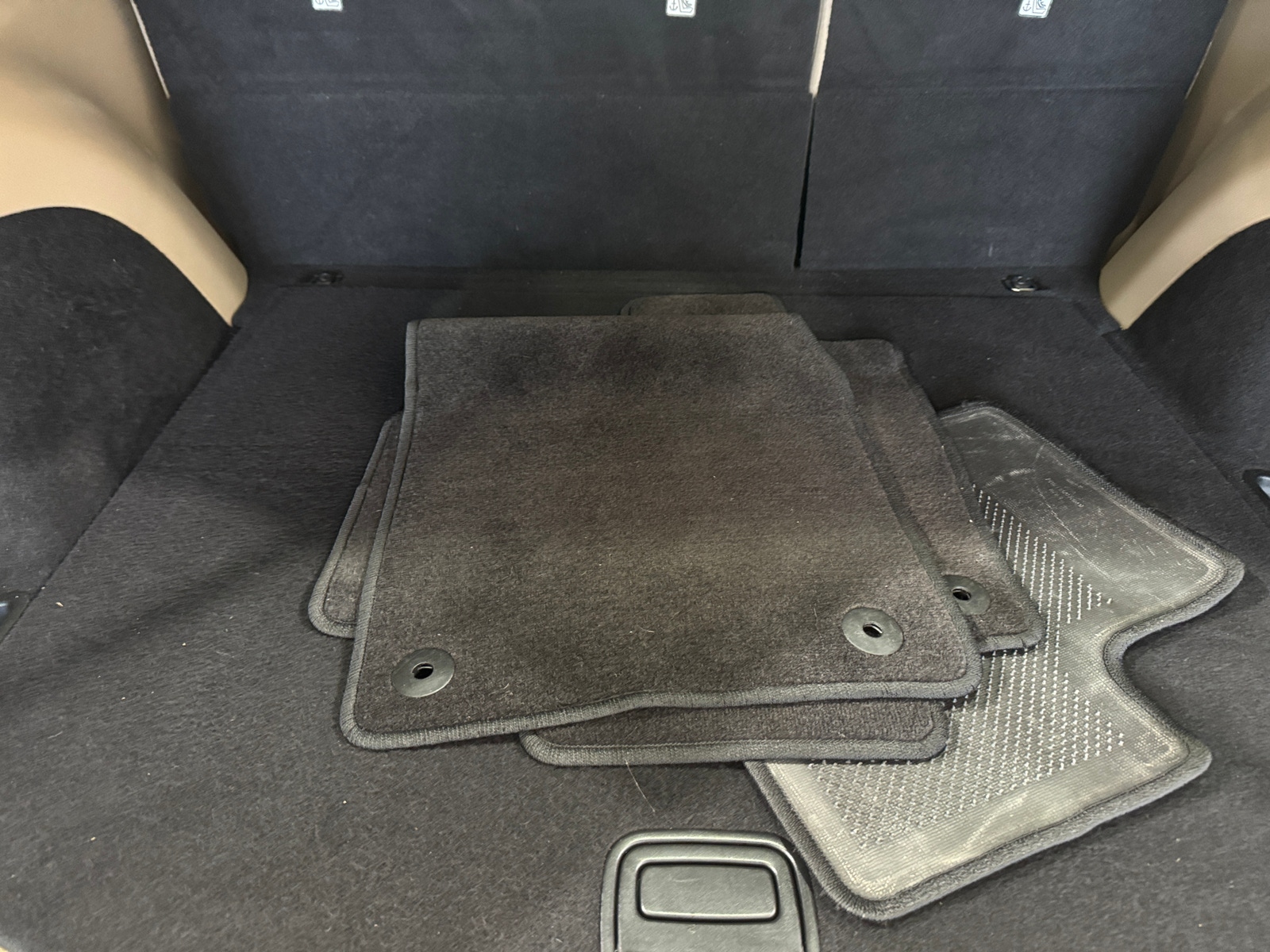 Thumbnail: 2019 Jeep Grand Cherokee - 7