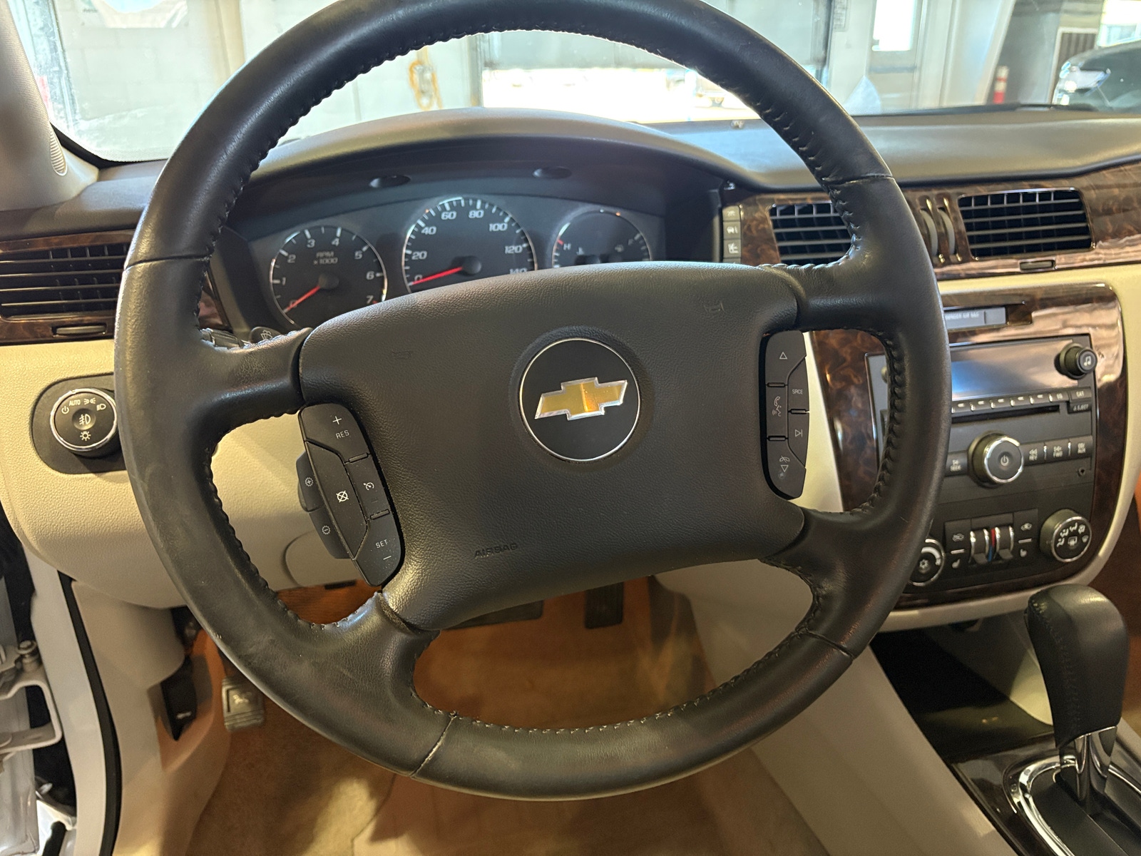 Thumbnail: 2014 Chevrolet Impala - 4