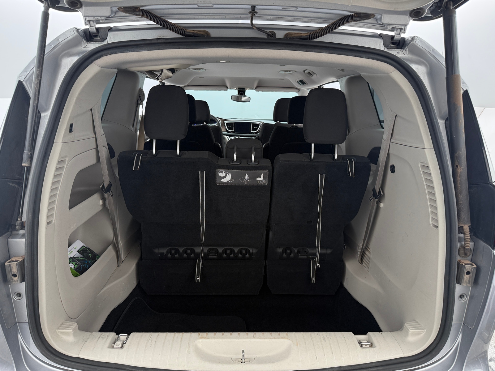 Thumbnail: 2017 Chrysler Pacifica - 7