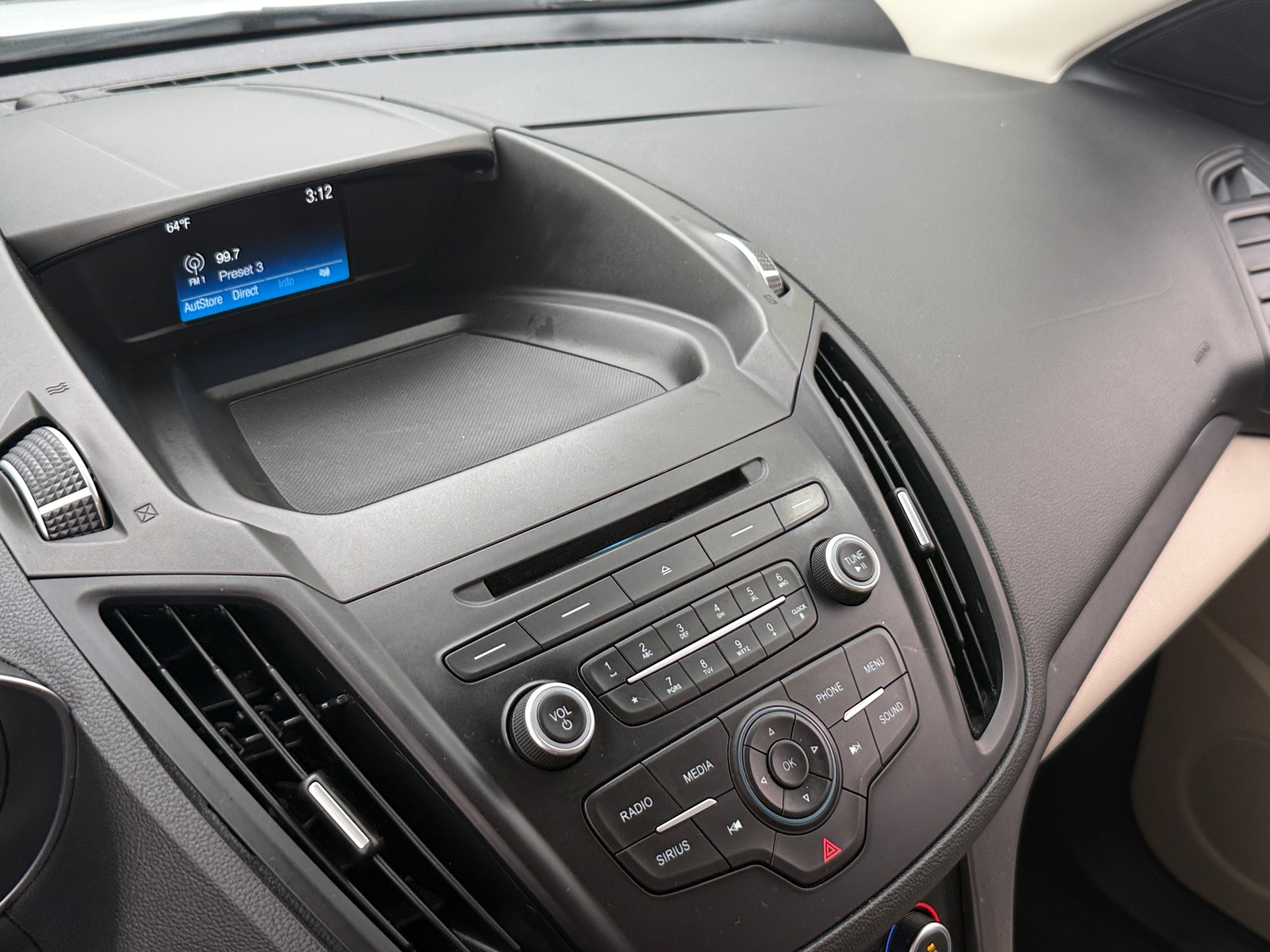 Thumbnail: 2018 Ford Escape - 4