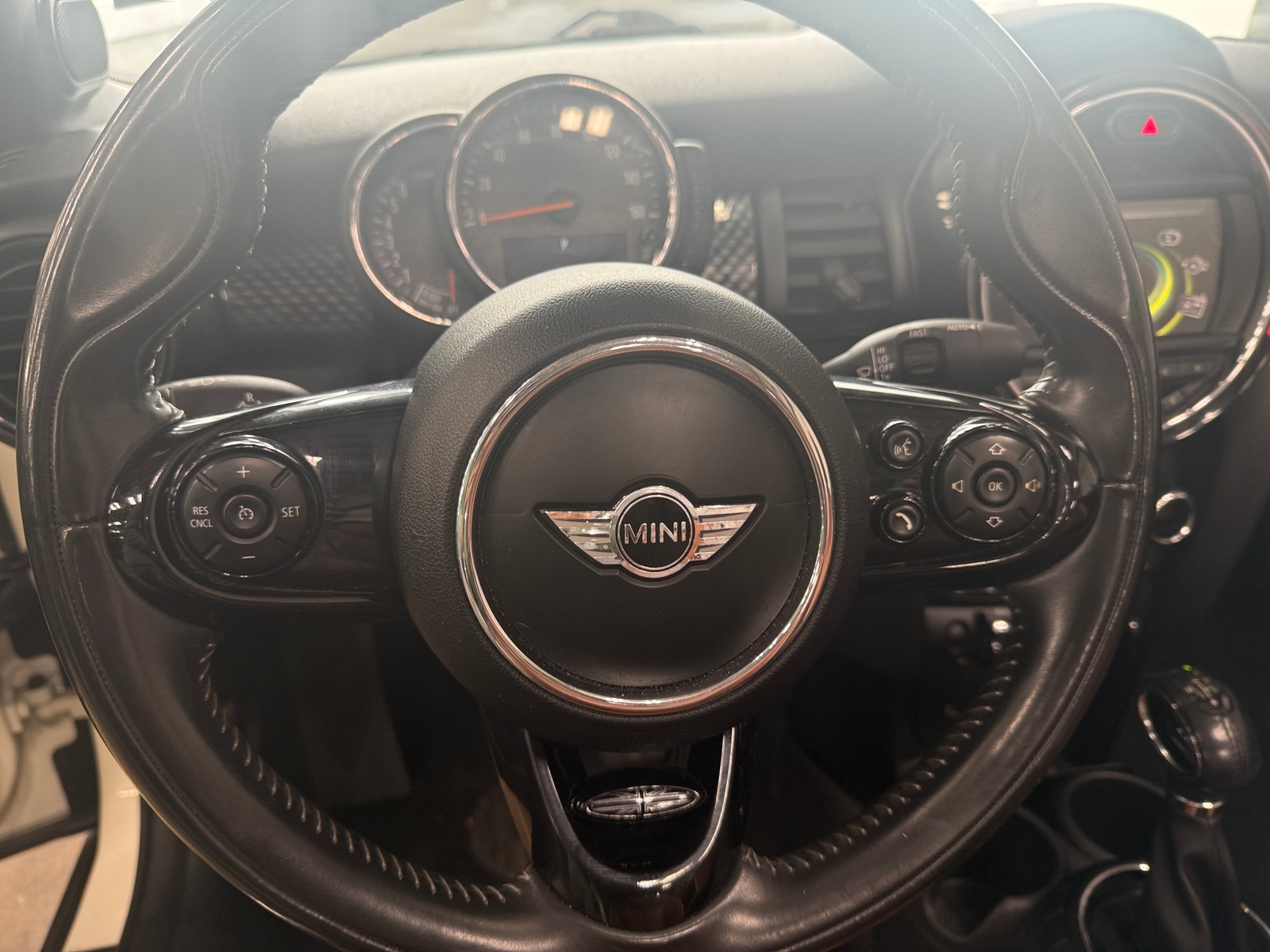 Thumbnail: 2016 MINI Cooper Convertible - 5