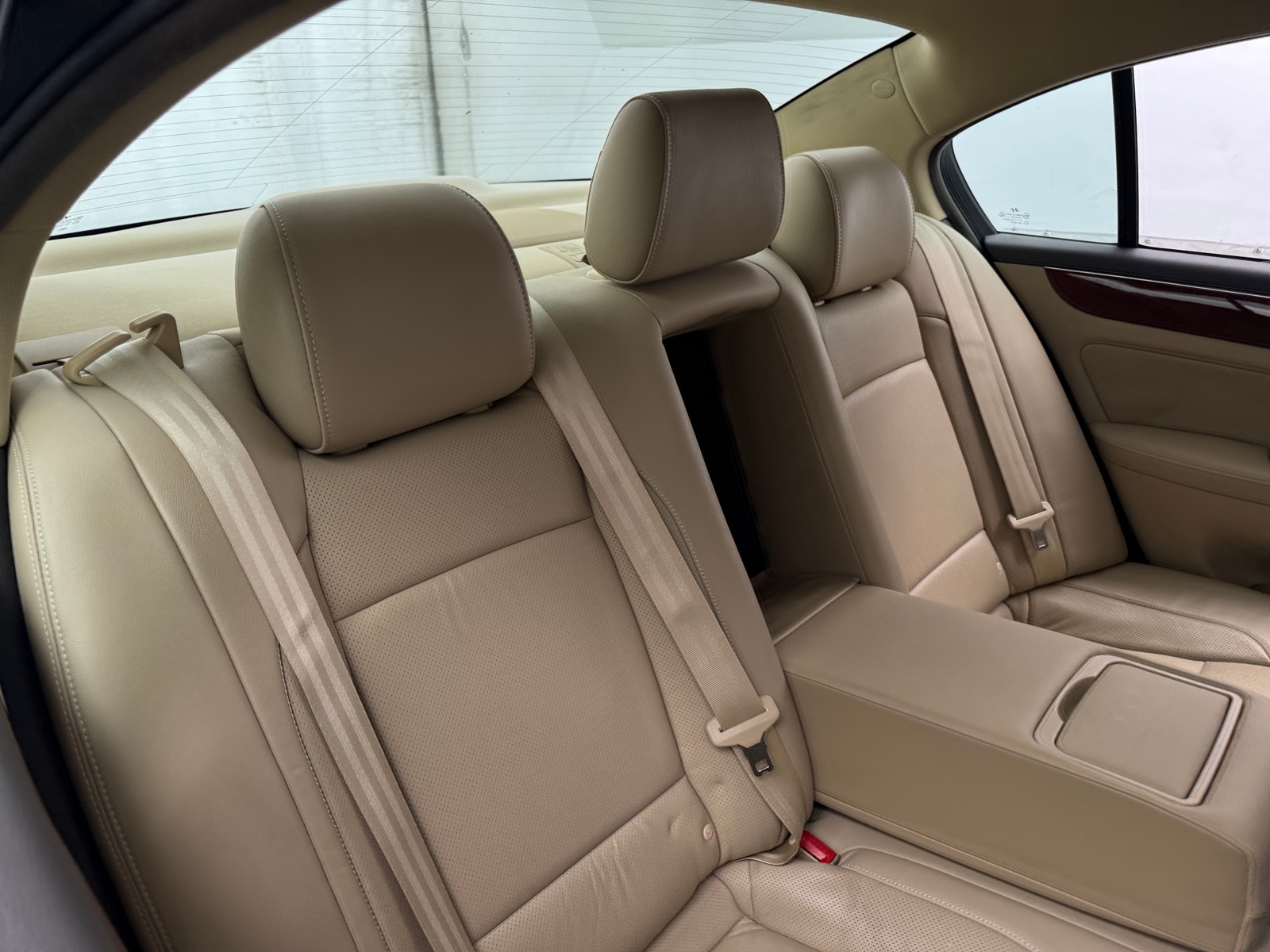 Thumbnail: 2013 Hyundai Genesis - 5