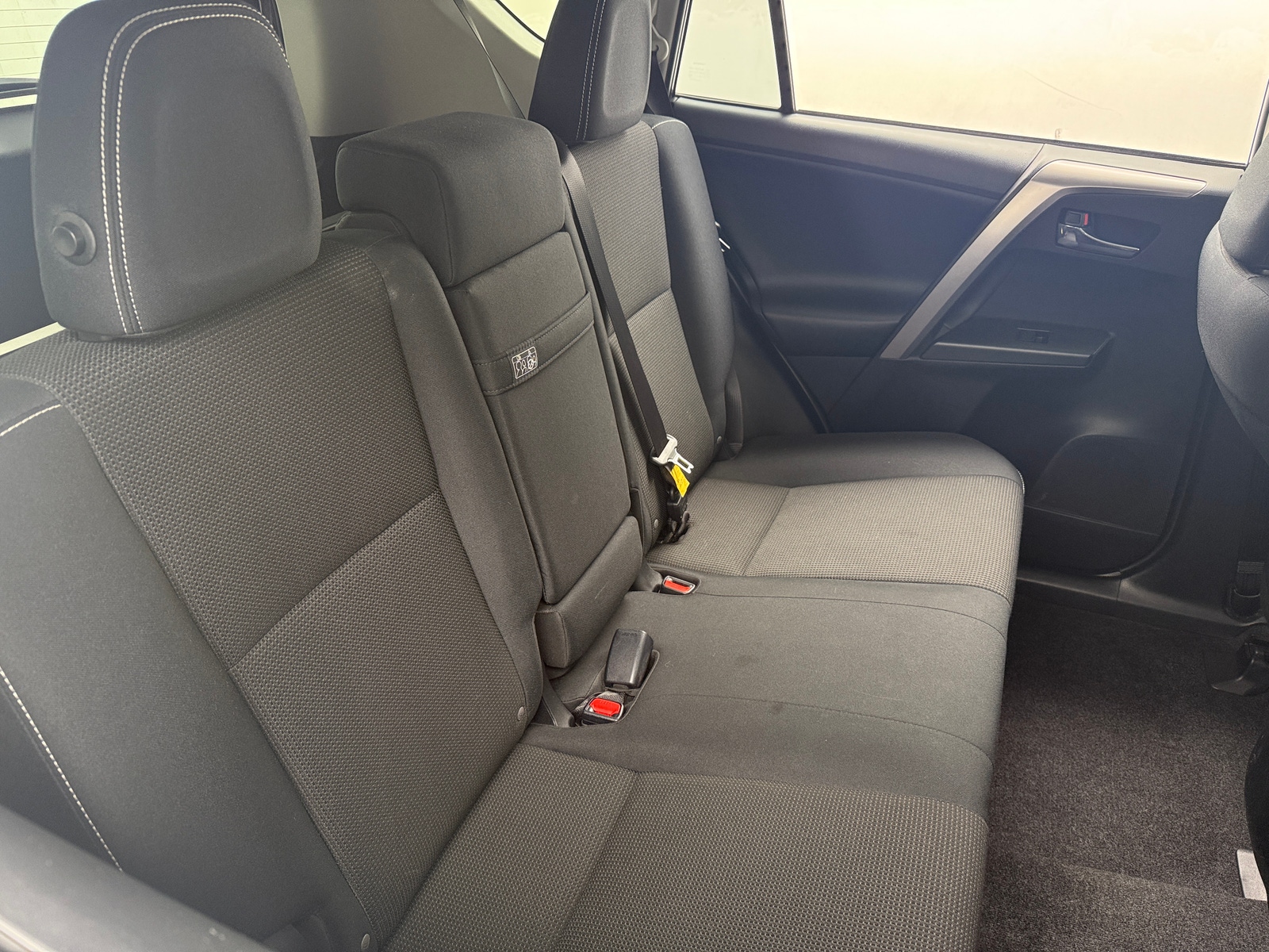 Thumbnail: 2016 Toyota RAV4 - 6