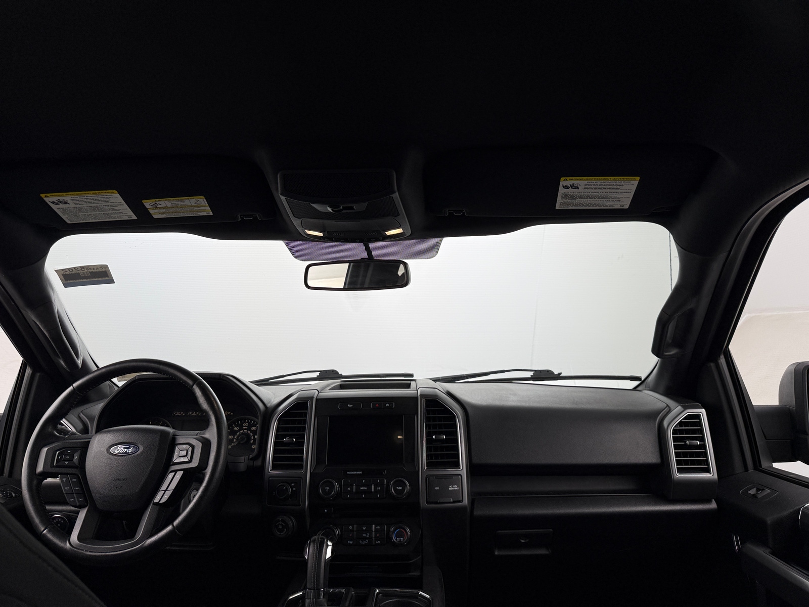 Thumbnail: 2018 Ford Econoline - 3