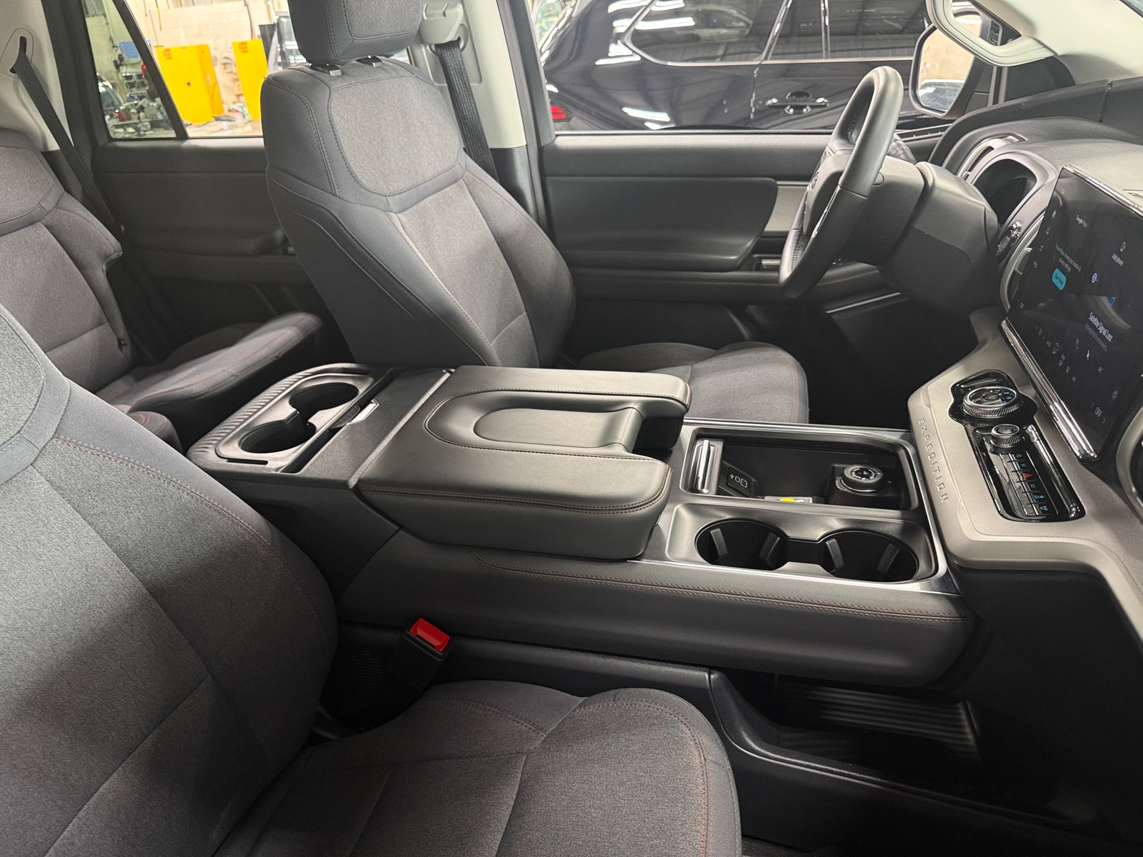 Thumbnail: 2025 Ford Expedition - 2