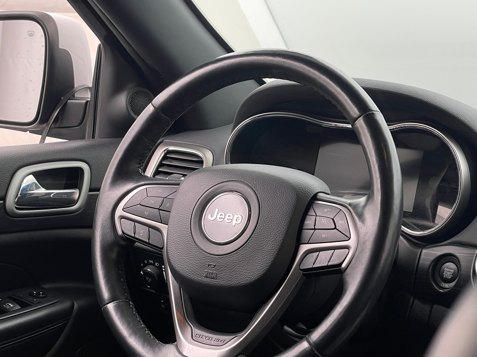 Thumbnail: 2021 Jeep Grand Cherokee - 5