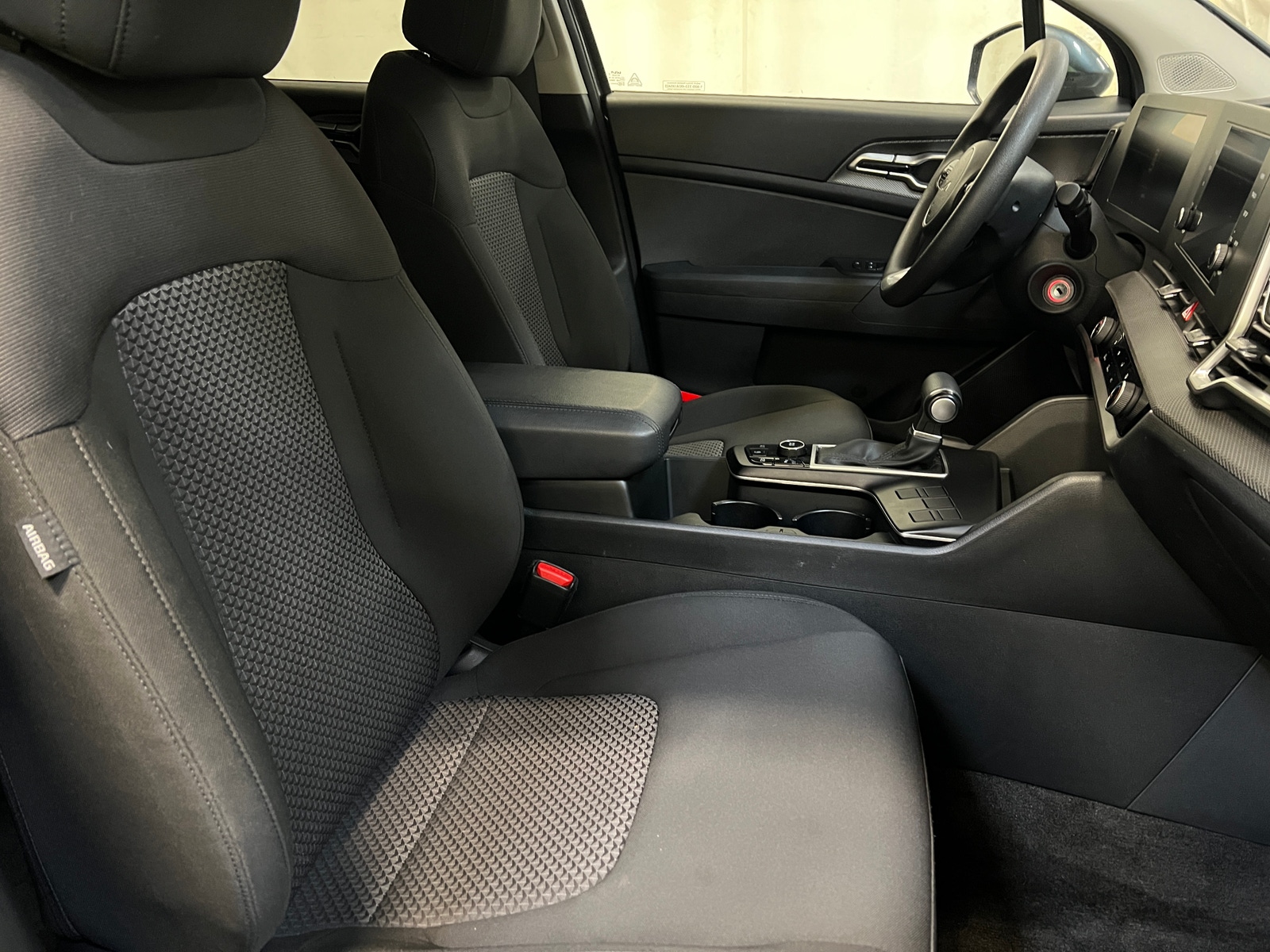 Thumbnail: 2025 Kia Sportage - 2