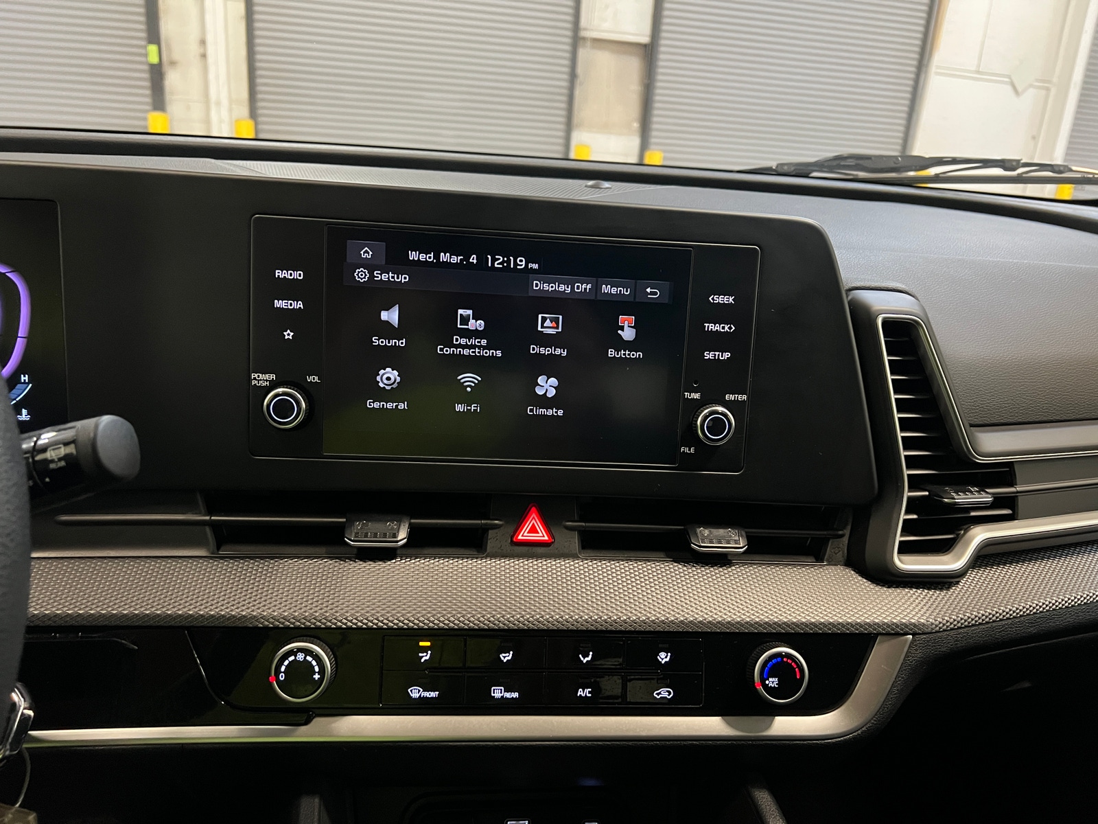 Thumbnail: 2025 Kia Sportage - 4