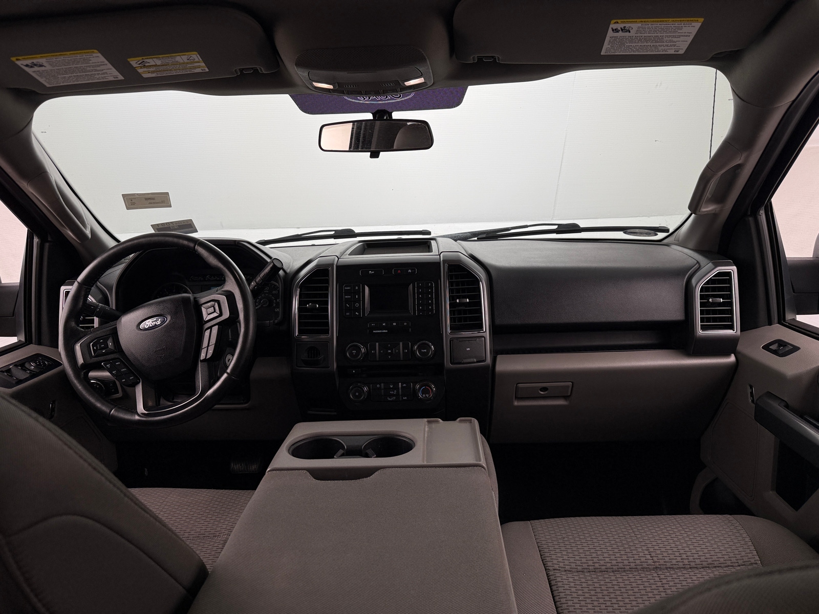 Thumbnail: 2018 Ford Econoline - 3