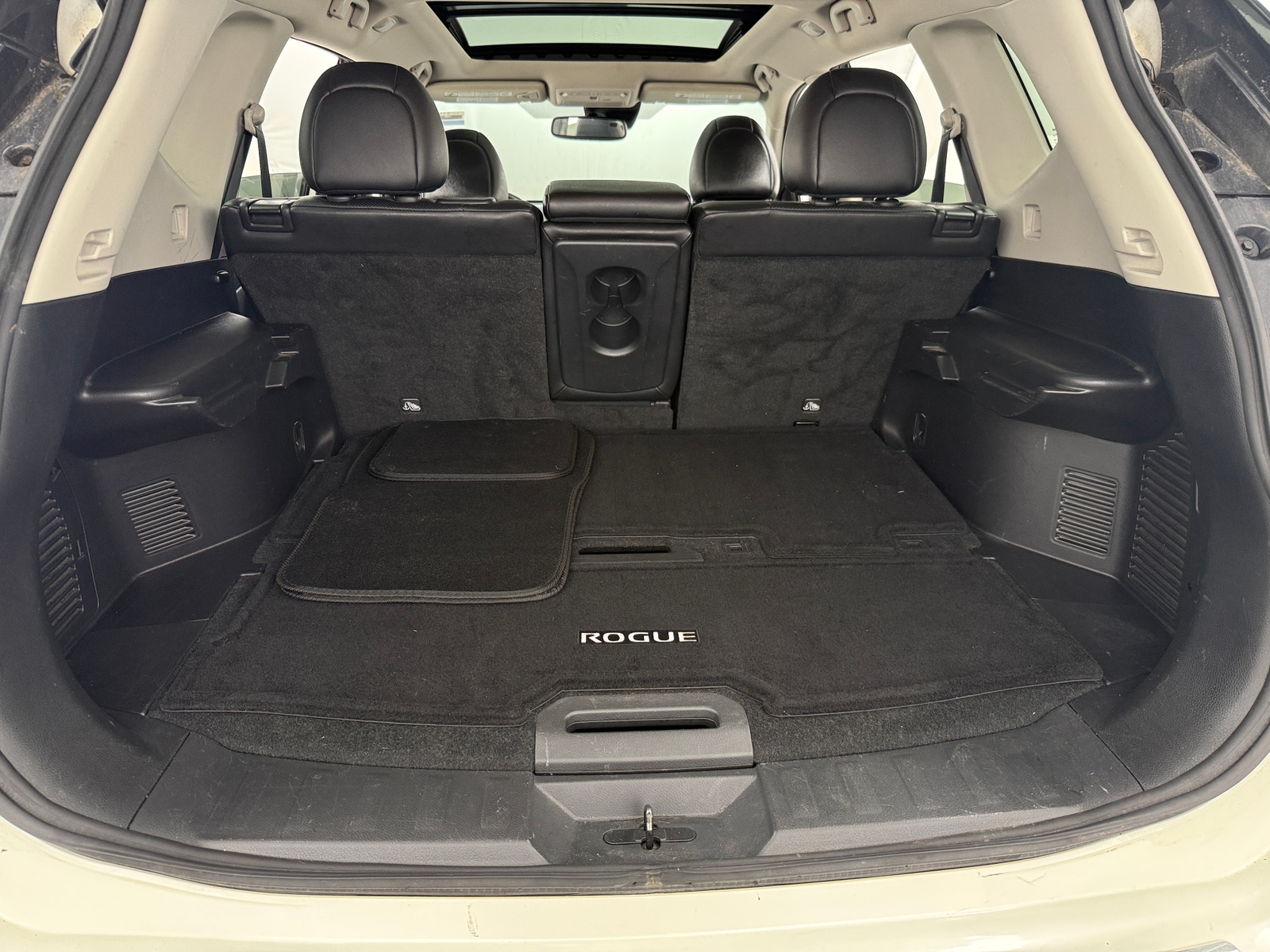 Thumbnail: 2017 Nissan Rogue - 6