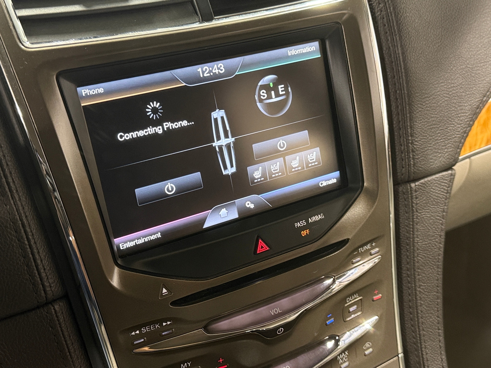 Thumbnail: 2013 Lincoln MKX - 3