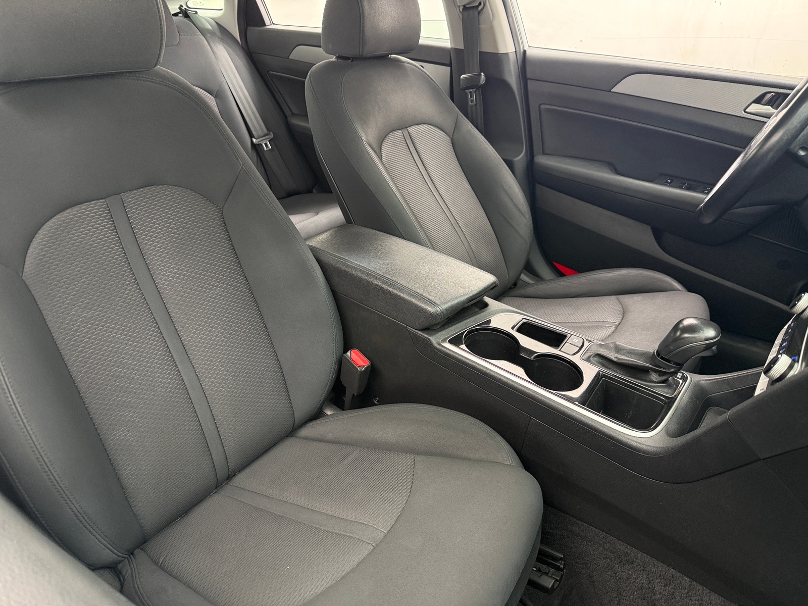 Thumbnail: 2019 Hyundai Sonata - 2