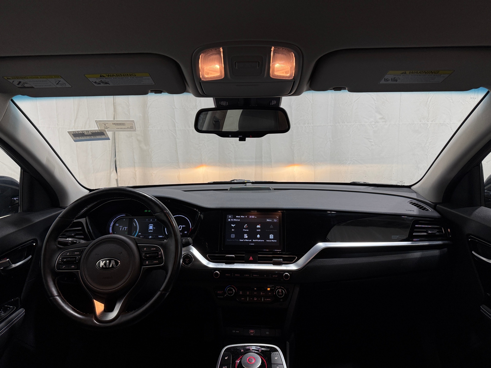 Thumbnail: 2020 Kia Niro - 3