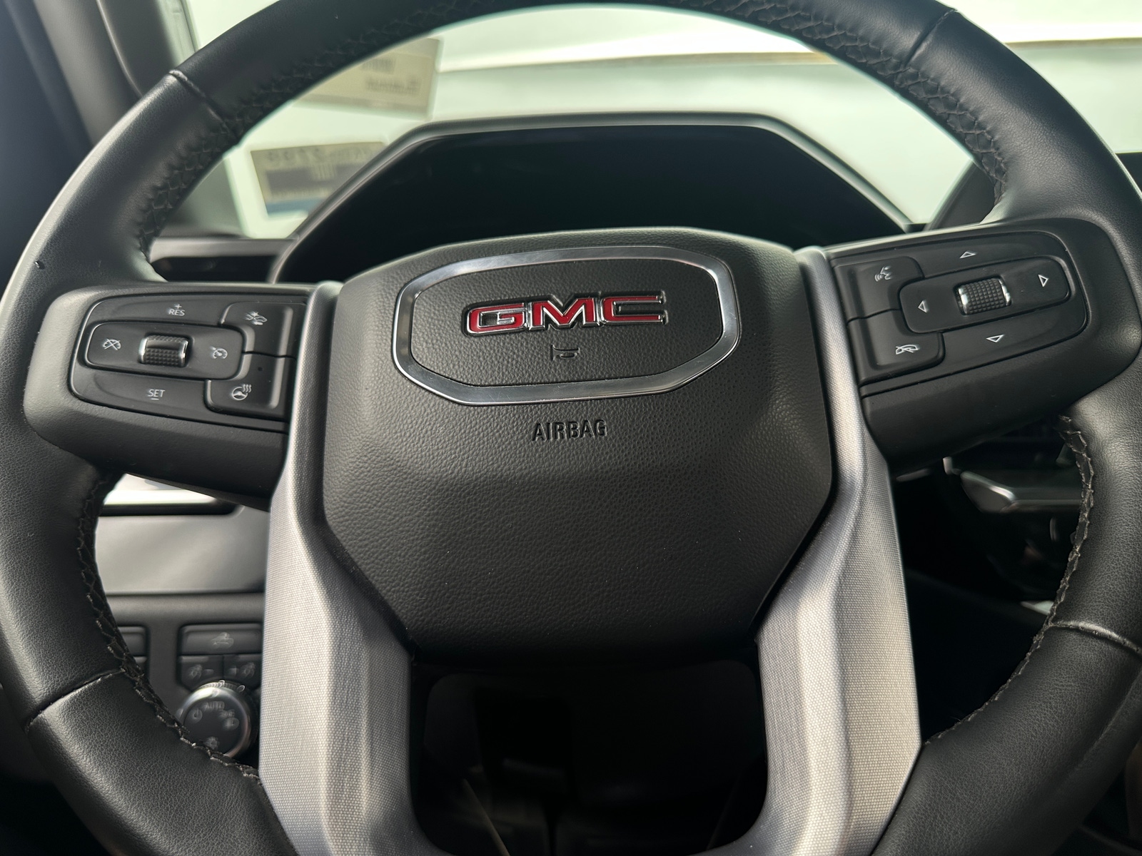 Thumbnail: 2023 GMC Sierra 1500 - 5