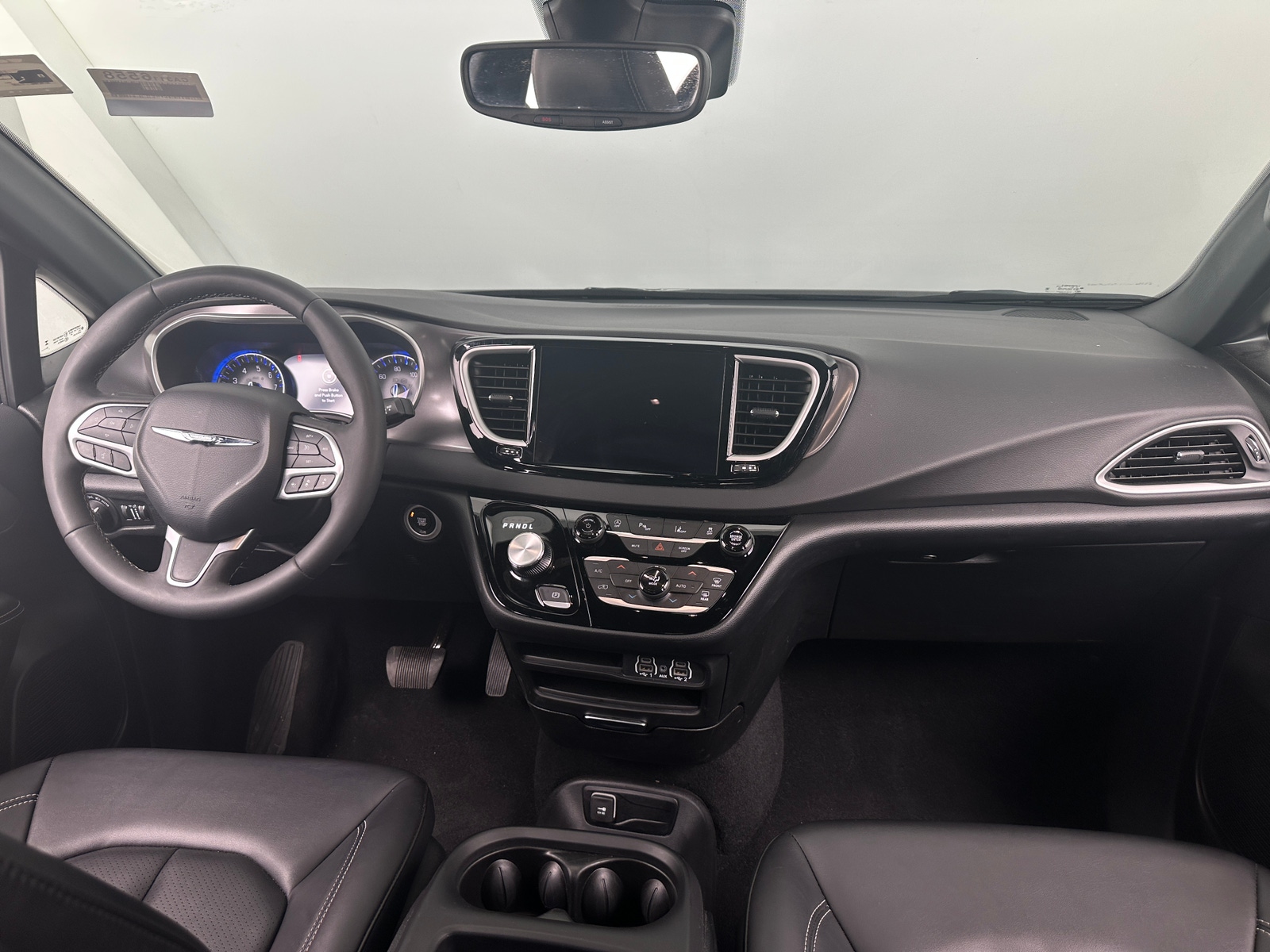 Thumbnail: 2025 Chrysler Pacifica - 2