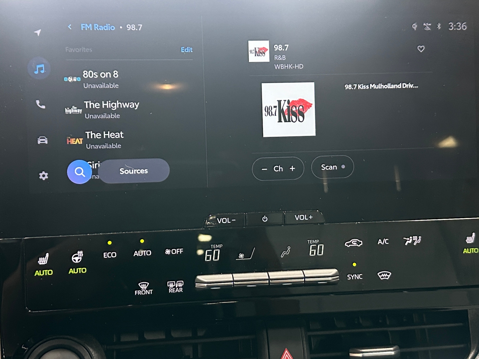 Thumbnail: 2024 Subaru Solterra - 4