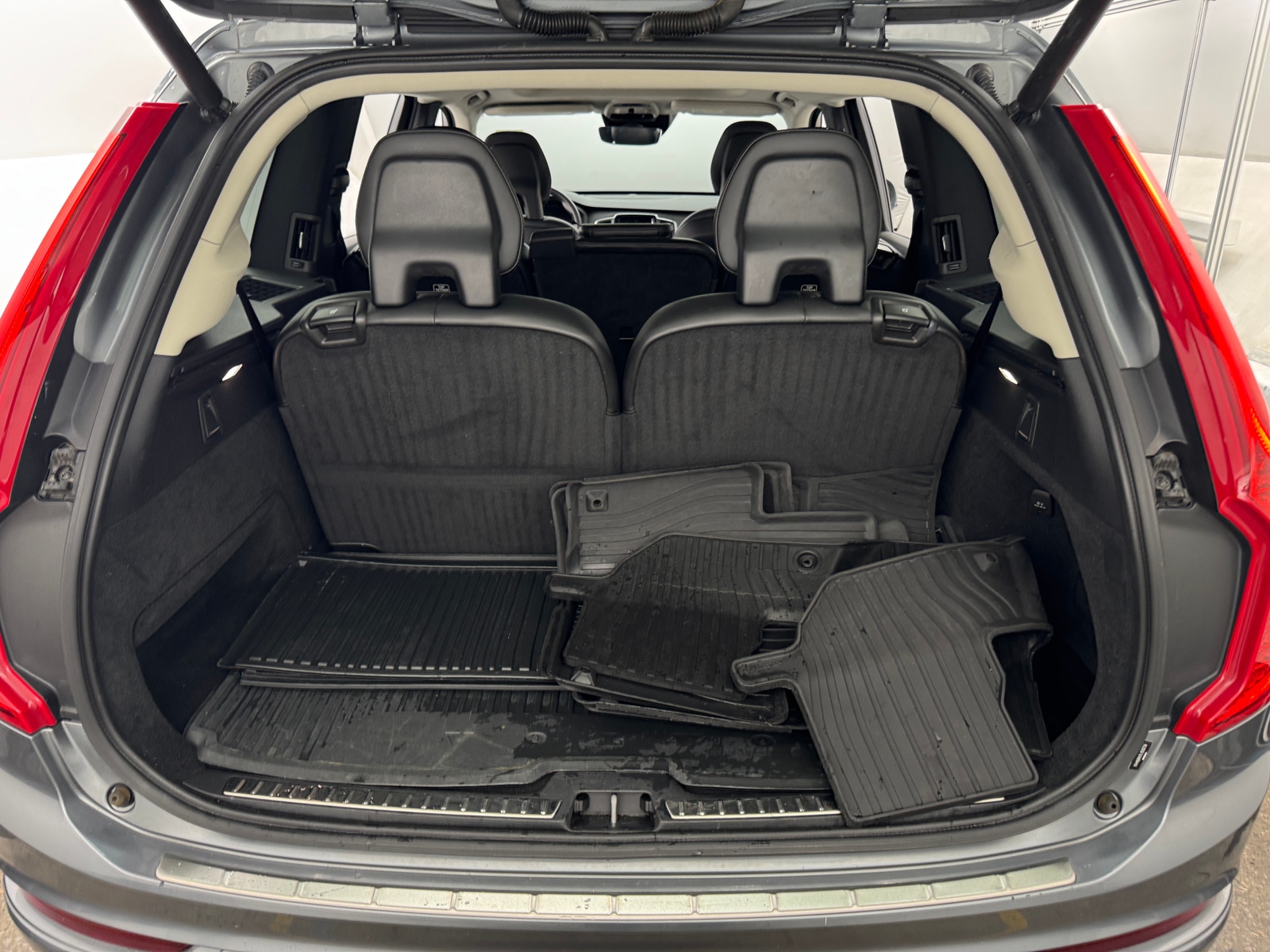 Thumbnail: 2020 Volvo XC90 - 6