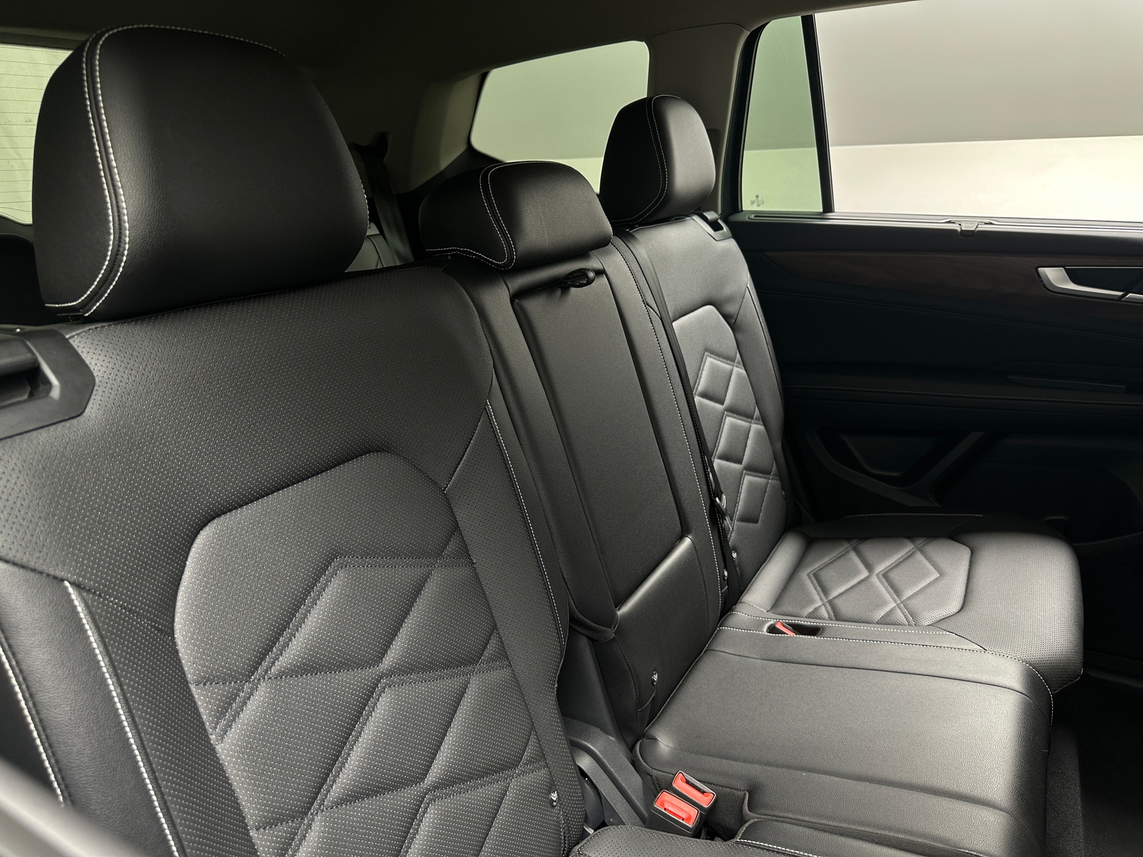 Thumbnail: 2025 Volkswagen Atlas - 5