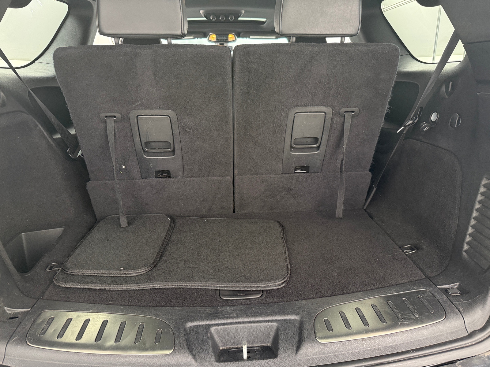 Thumbnail: 2021 Dodge Durango - 6