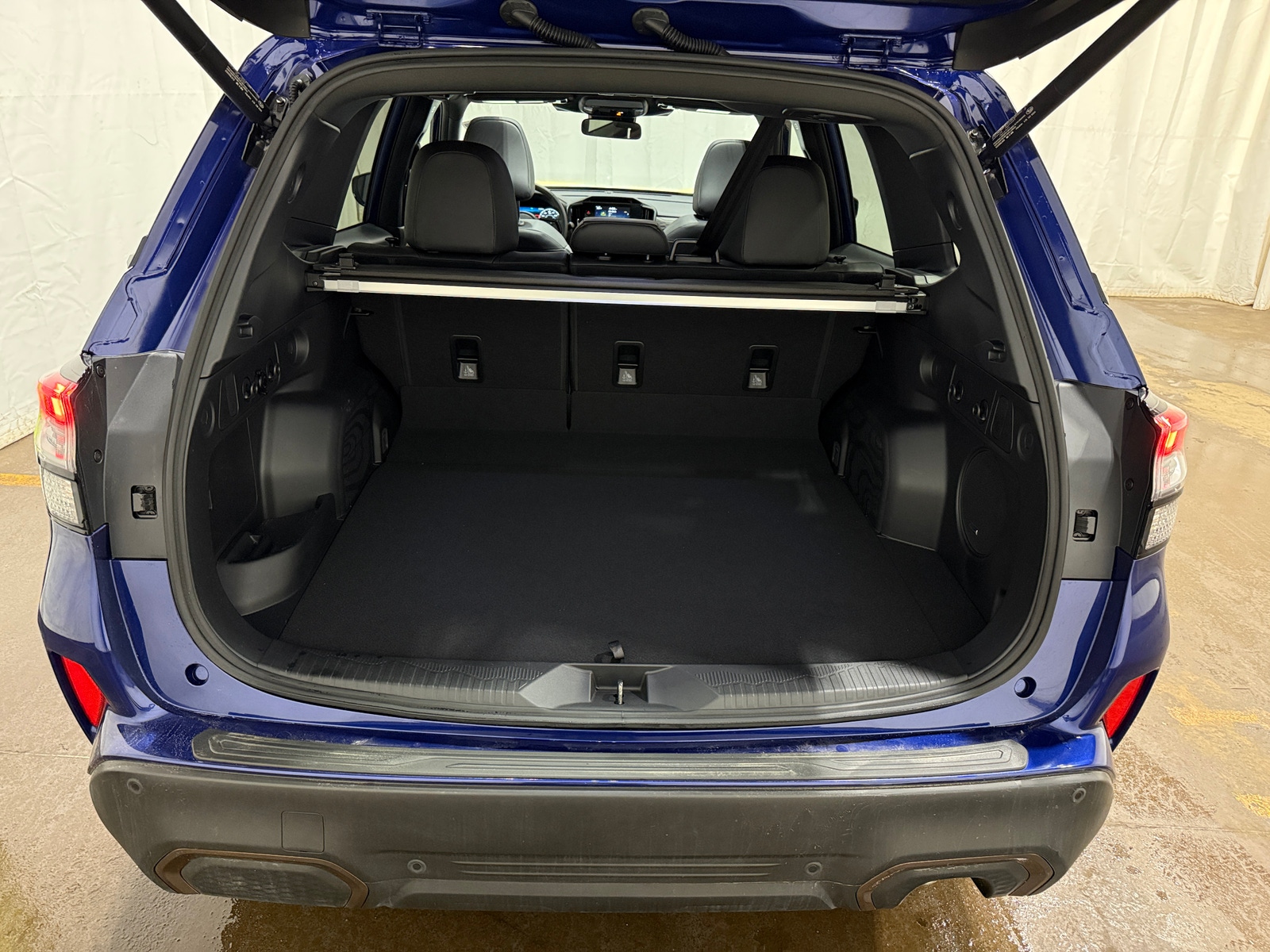 Thumbnail: 2025 Subaru Forester - 6