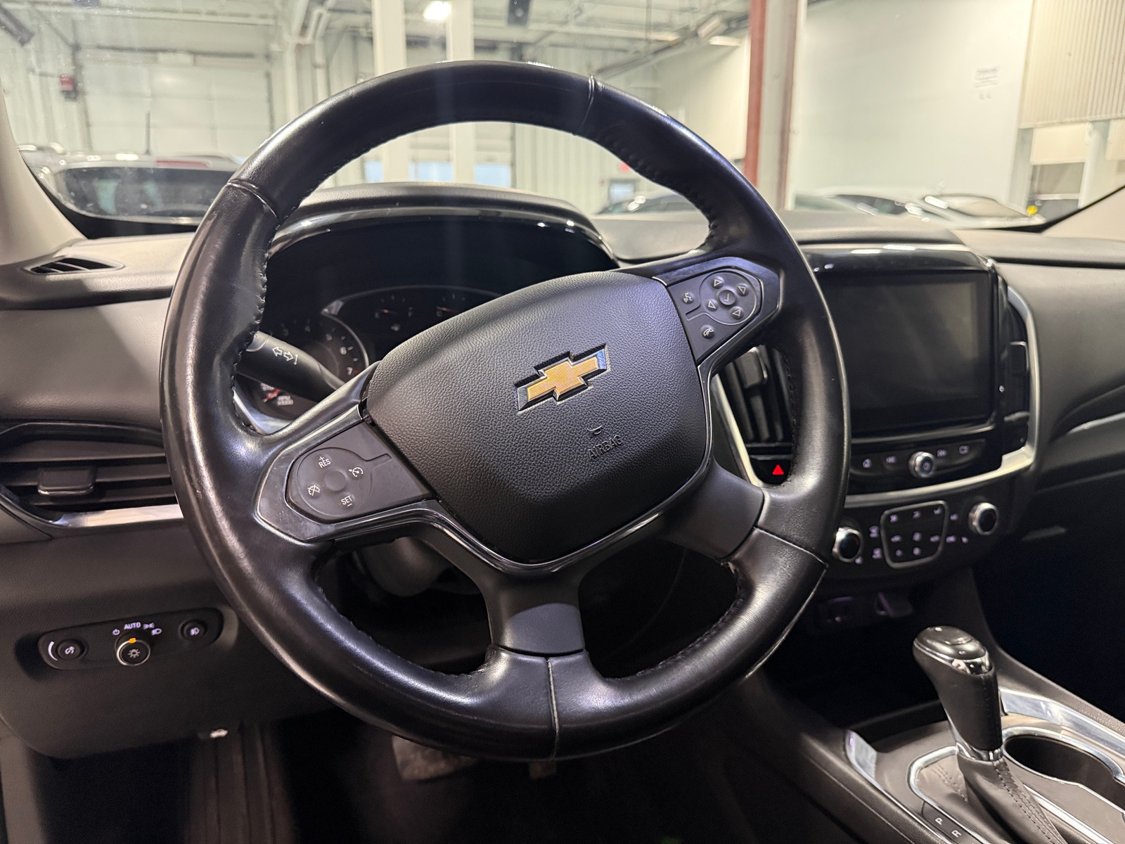 Thumbnail: 2019 Chevrolet Traverse - 4