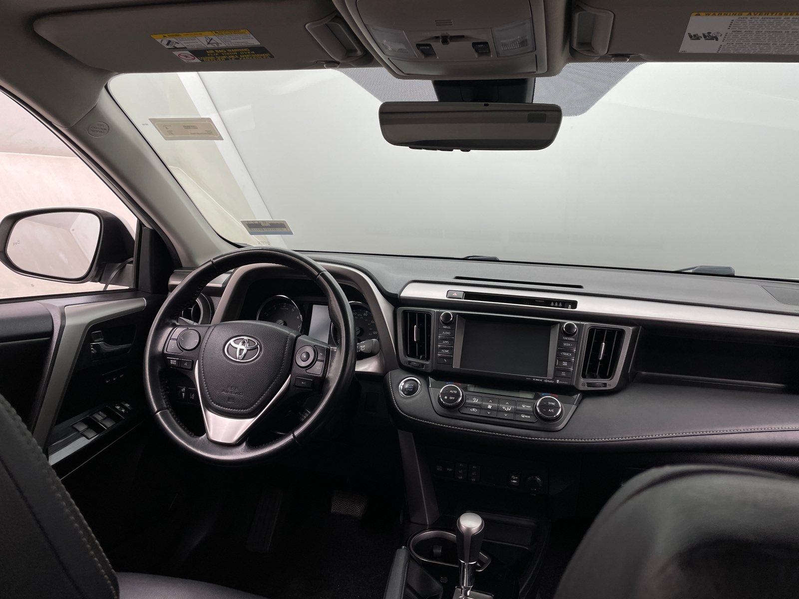 Thumbnail: 2017 Toyota RAV4 - 2