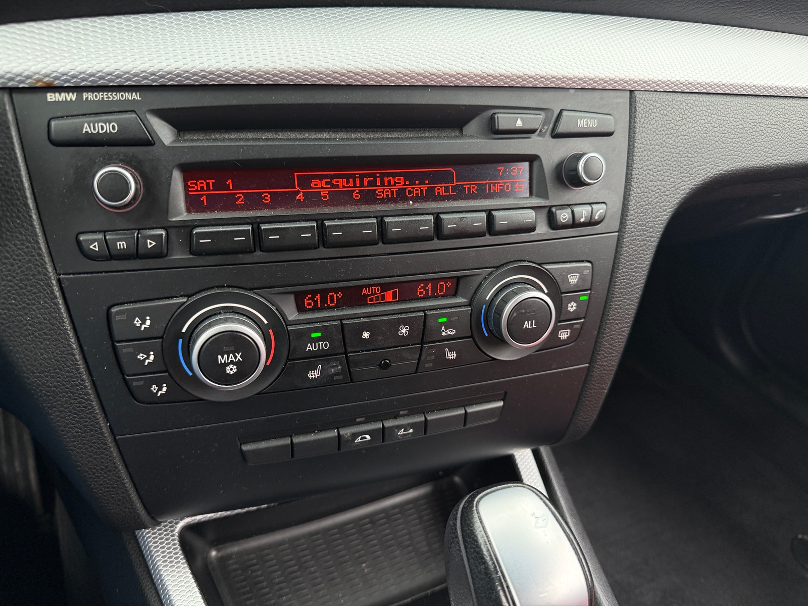 Thumbnail: 2012 BMW 1 Series - 3