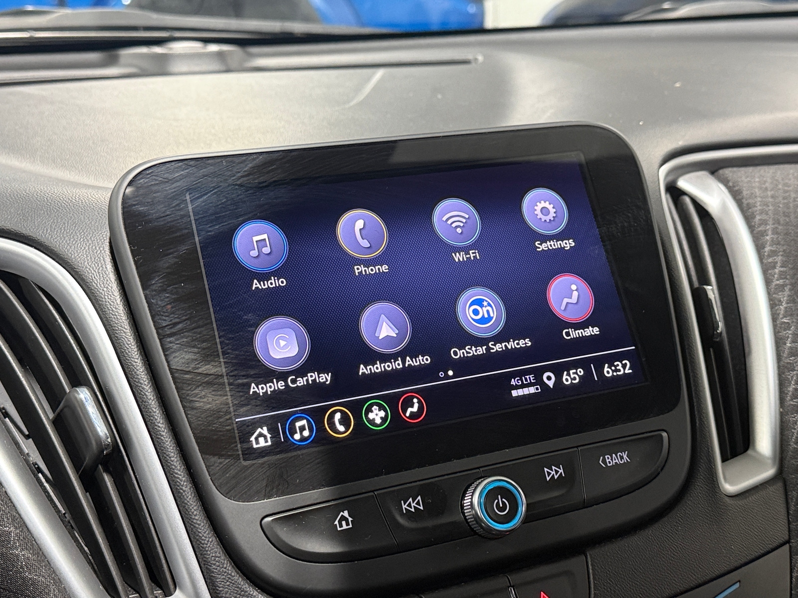 Thumbnail: 2023 Chevrolet Malibu - 4