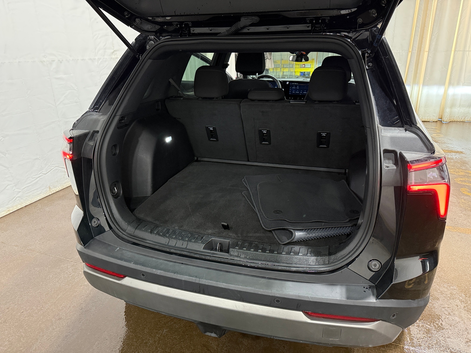 Thumbnail: 2025 Chevrolet Equinox - 7