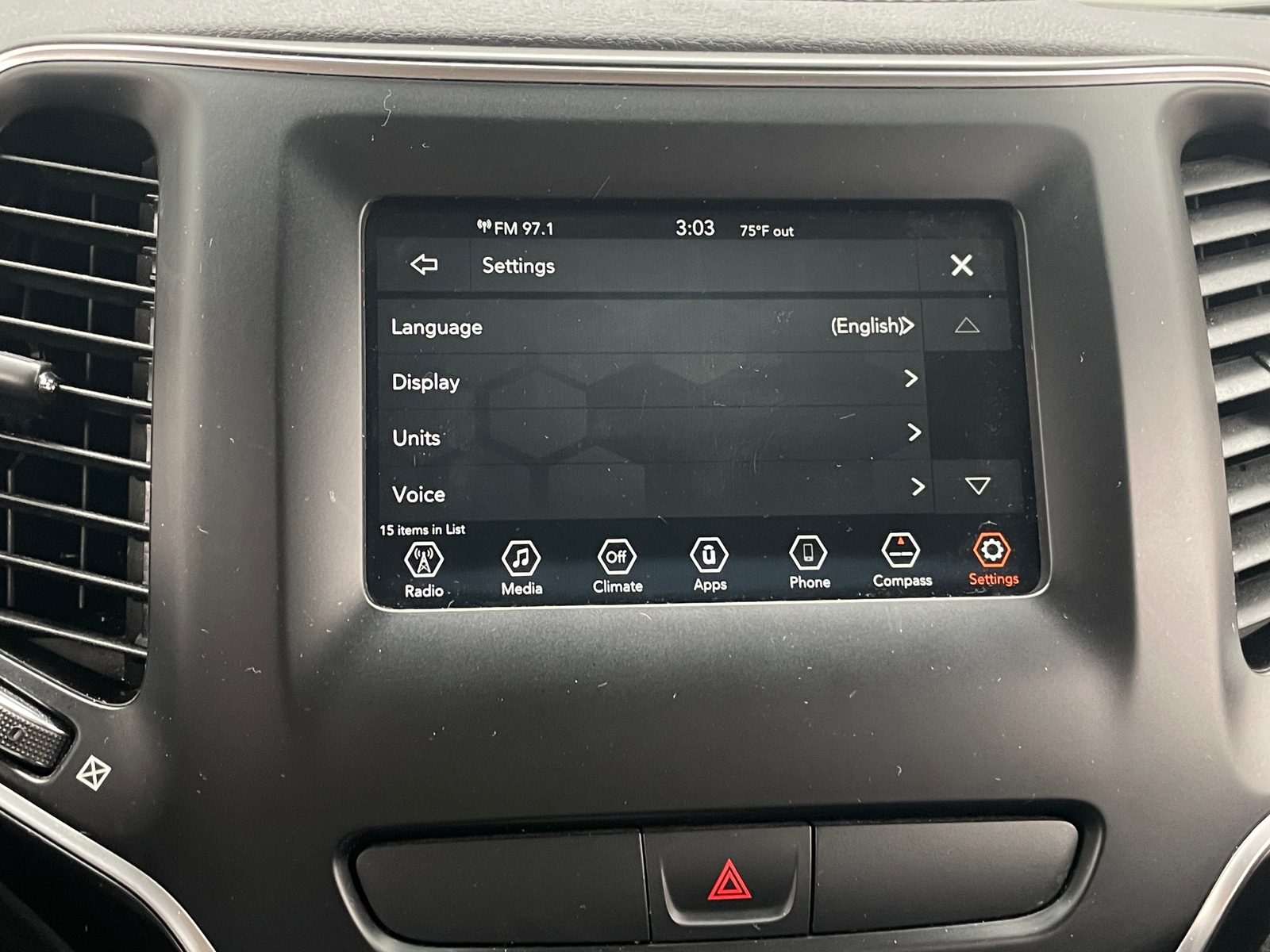 Thumbnail: 2019 Jeep Cherokee - 4