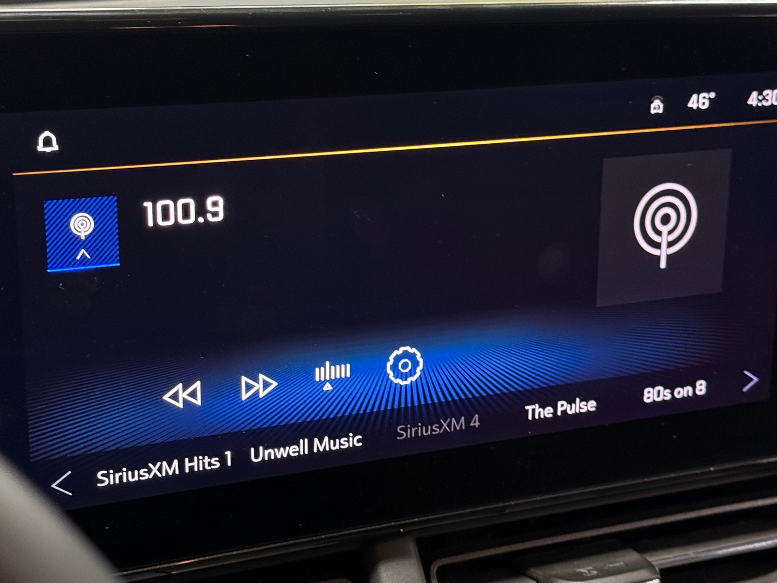 Thumbnail: 2025 Chevrolet Trax - 4