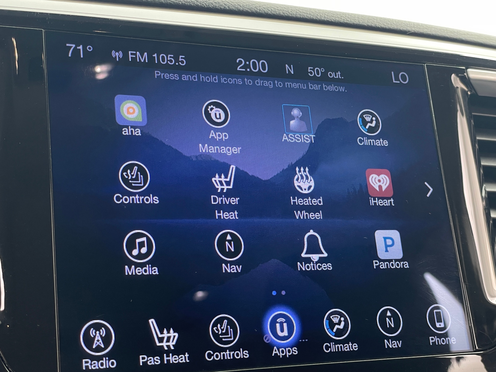 Thumbnail: 2017 Chrysler Pacifica - 3