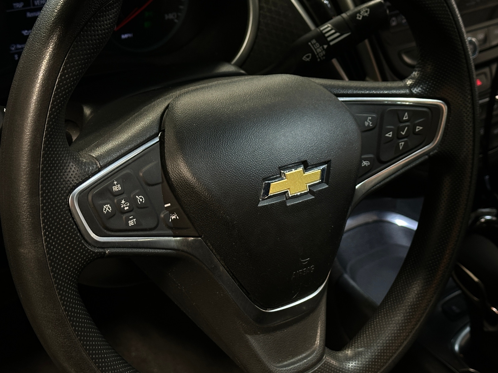 Thumbnail: 2023 Chevrolet Malibu - 5