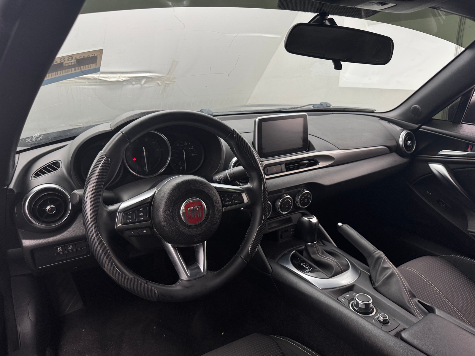 Thumbnail: 2017 Fiat 124 Spider - 3