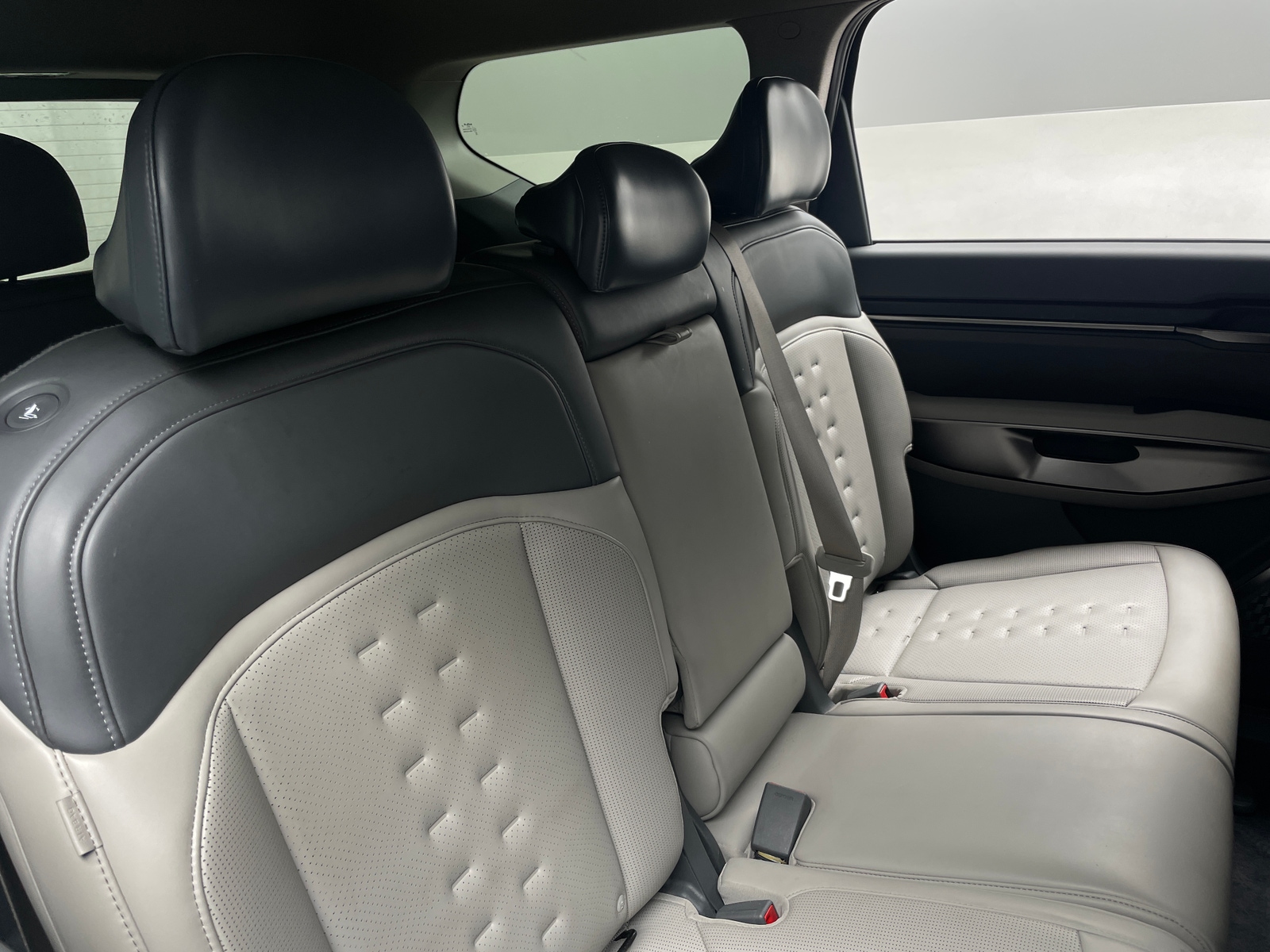 Thumbnail: 2024 Kia EV9 - 6