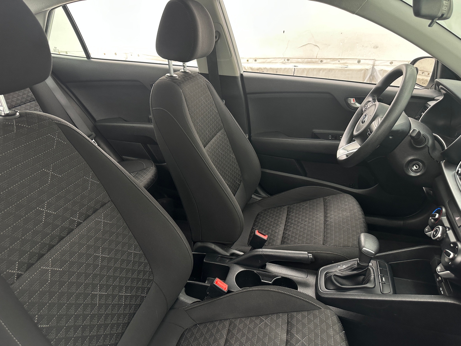 Thumbnail: 2021 Kia Rio - 2