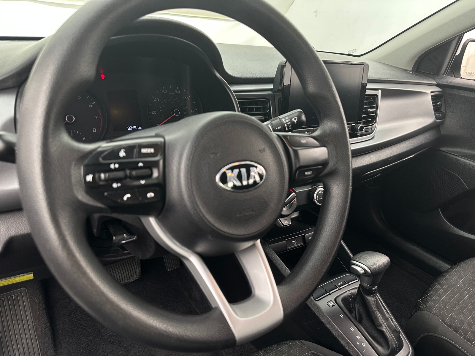 Thumbnail: 2021 Kia Rio - 5