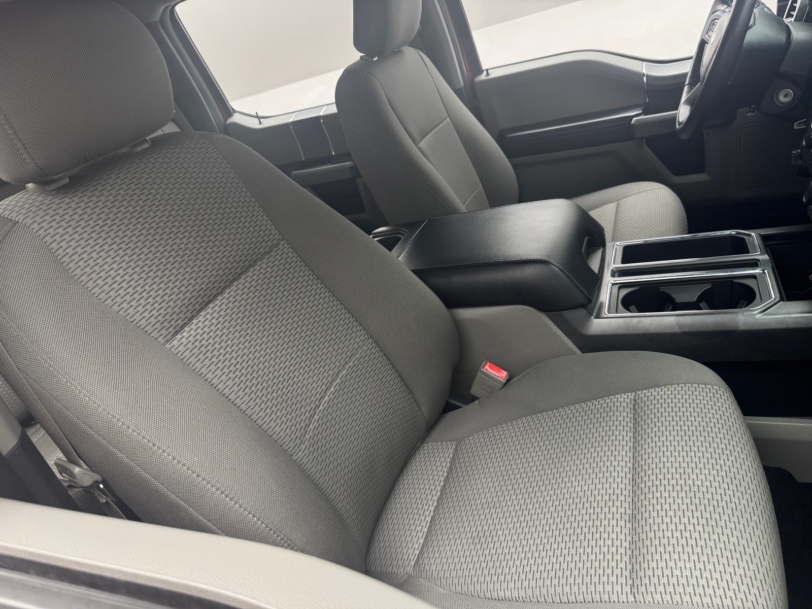 Thumbnail: 2018 Ford Econoline - 2