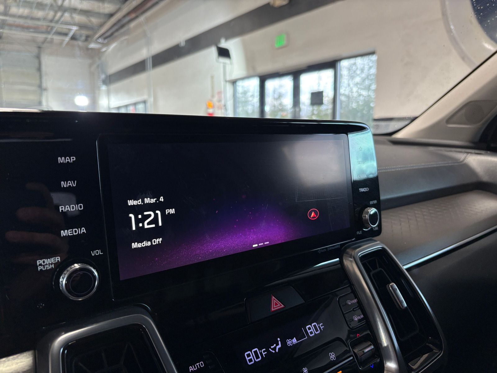 Thumbnail: 2023 Kia Sorento - 3