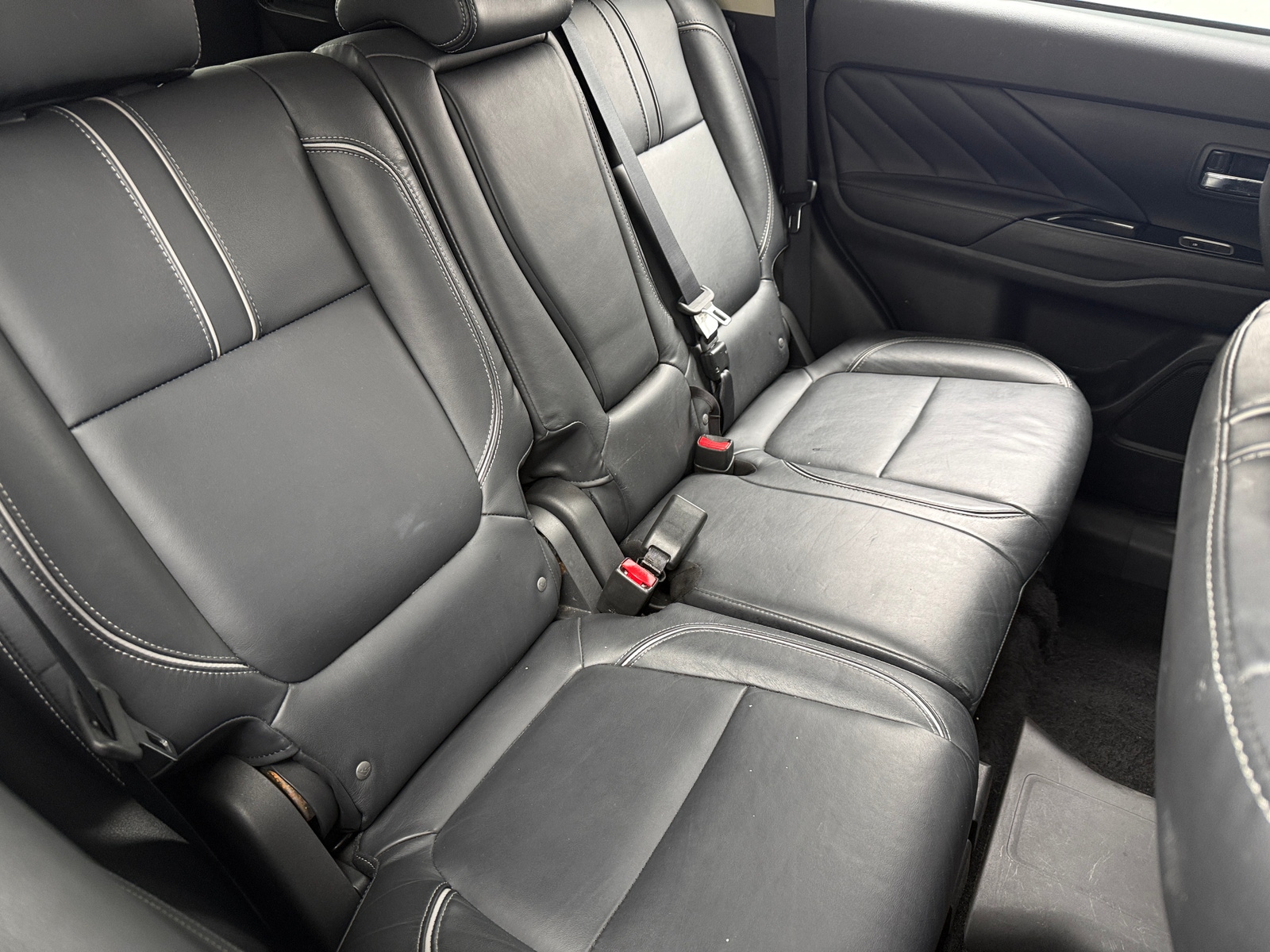 Thumbnail: 2018 Mitsubishi Outlander - 5